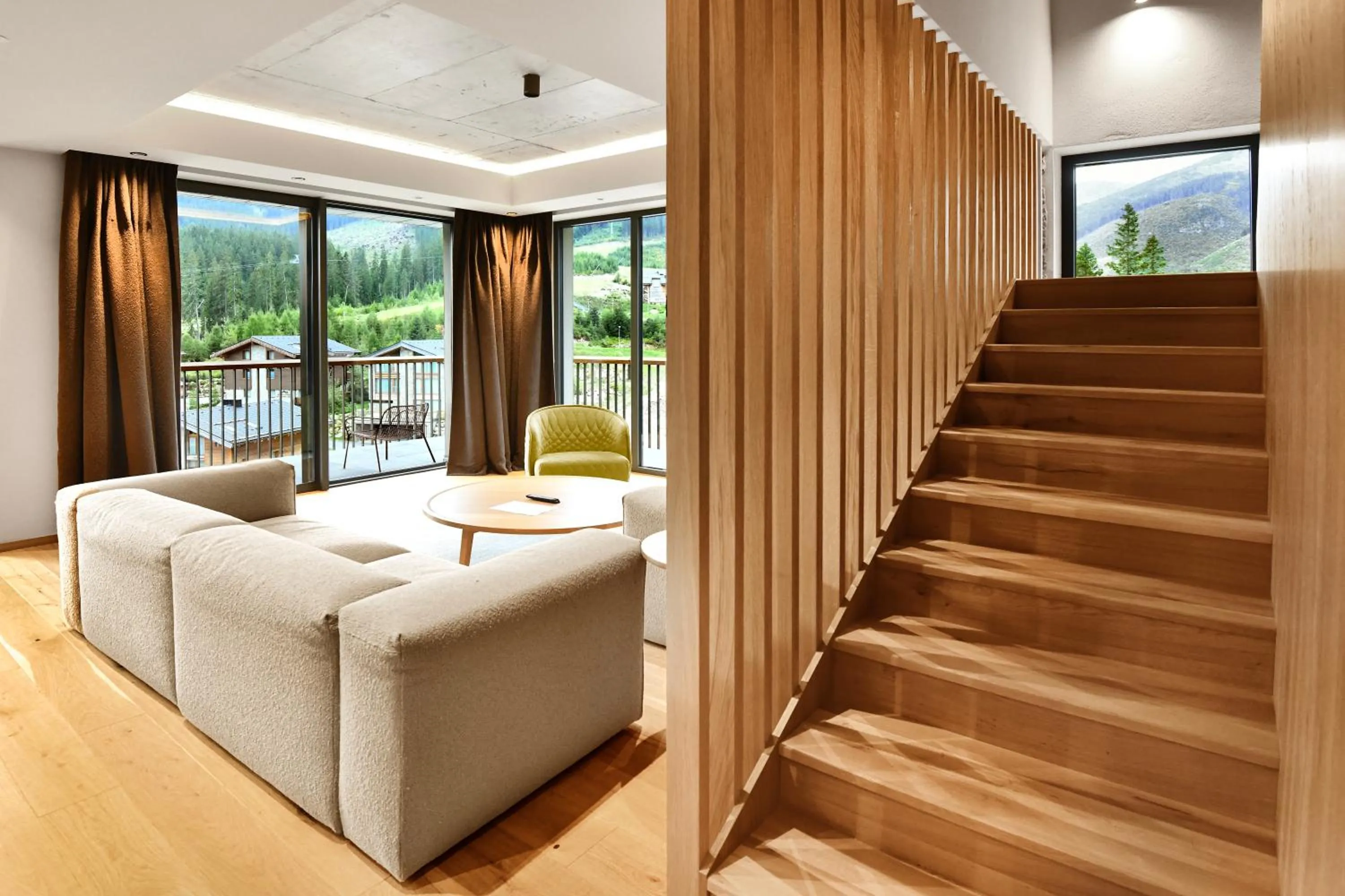 Living room in Swissôtel Damian Jasna