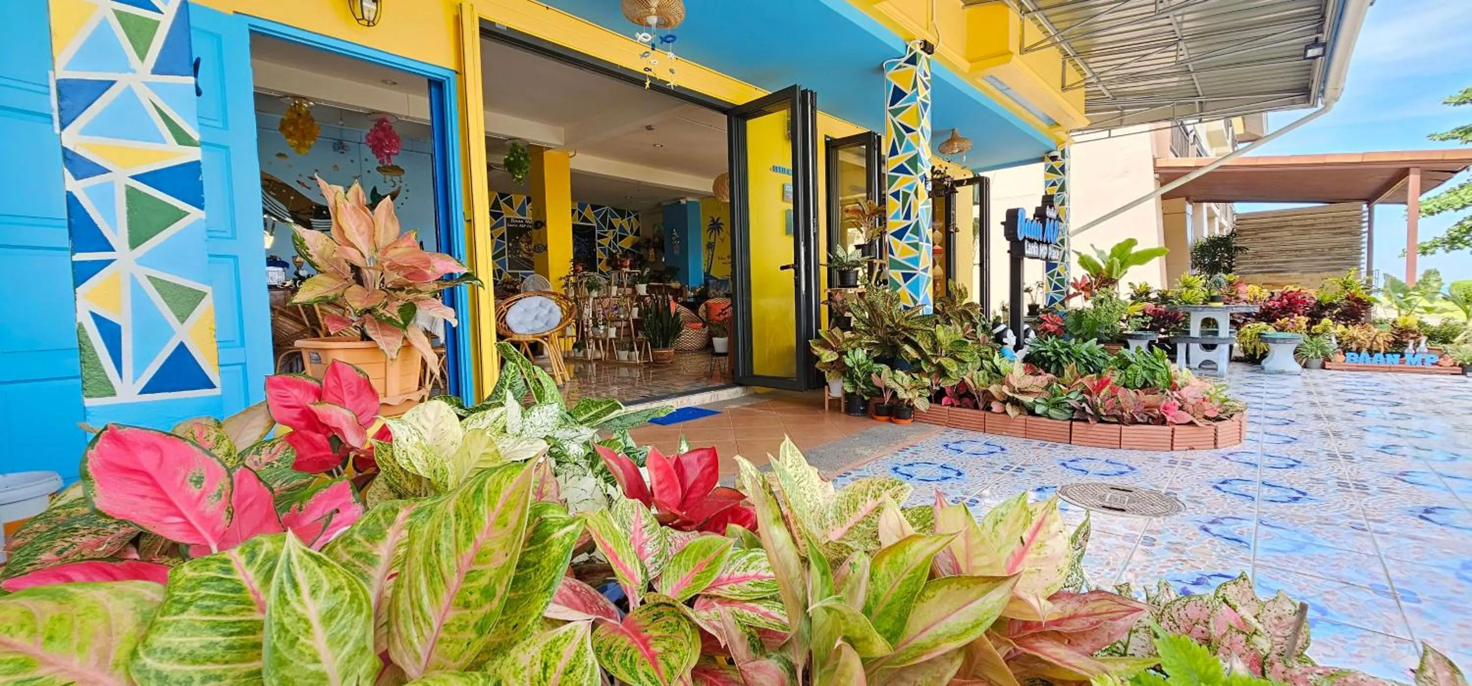 Property building in Lanta MP Place - Adult Only