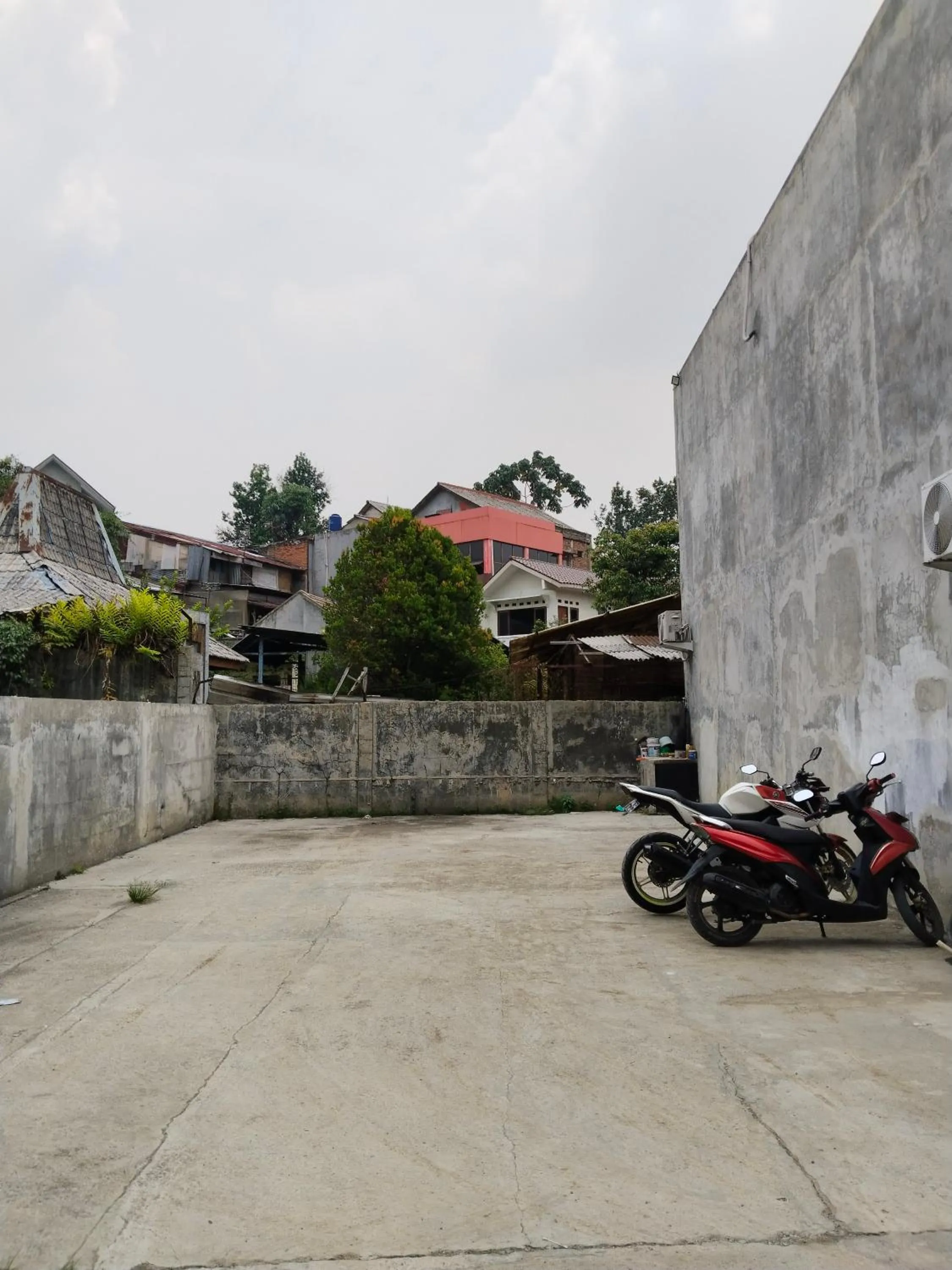 Parking in MyKost Palupuh Valley Syariah