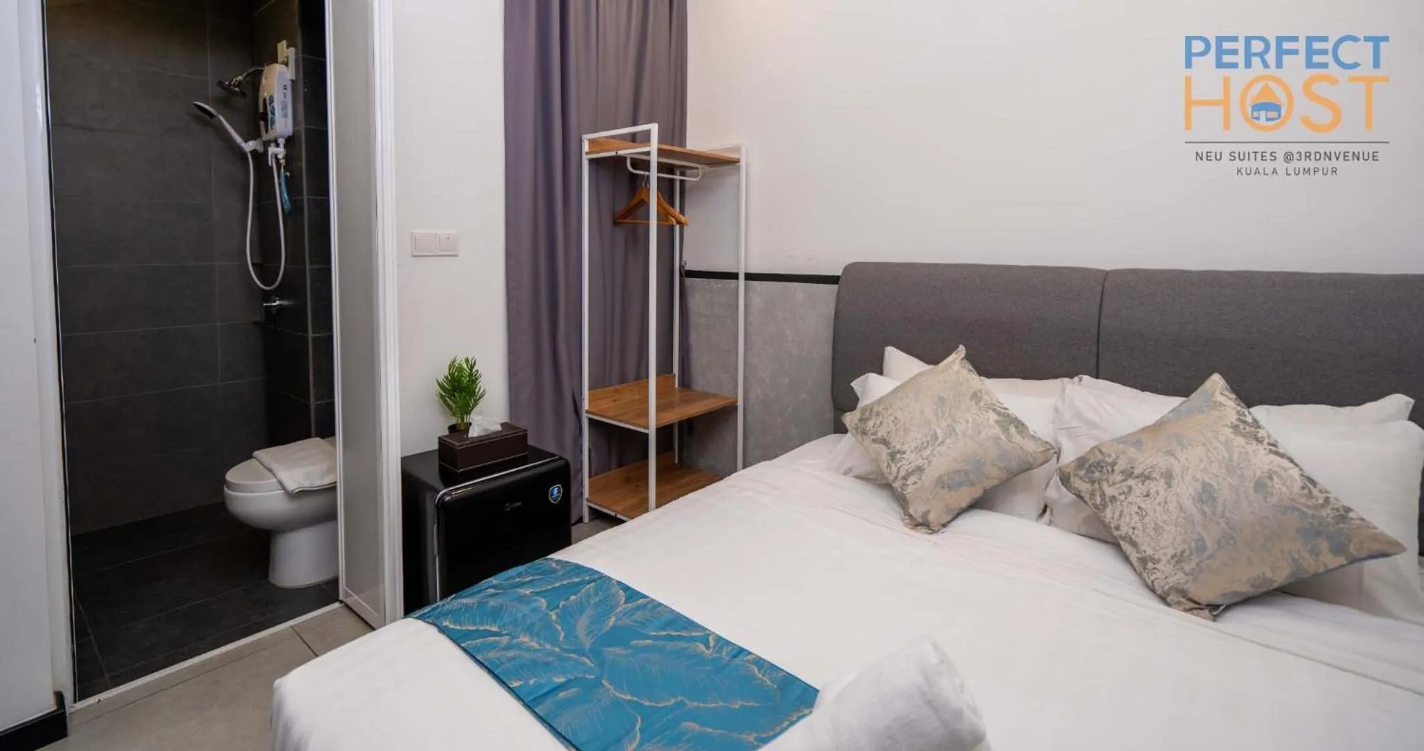 Bed in Neu Suites @ 3rdNvenue by Perfect Host