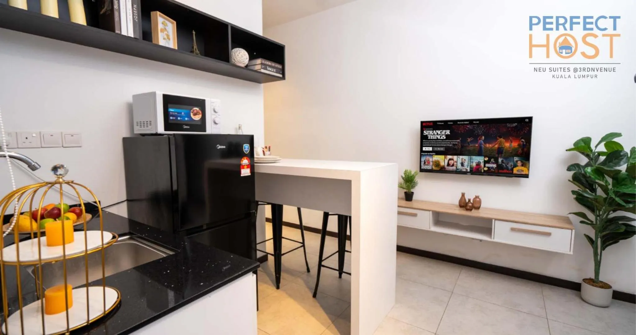 Kitchen or kitchenette in Neu Suites @ 3rdNvenue by Perfect Host