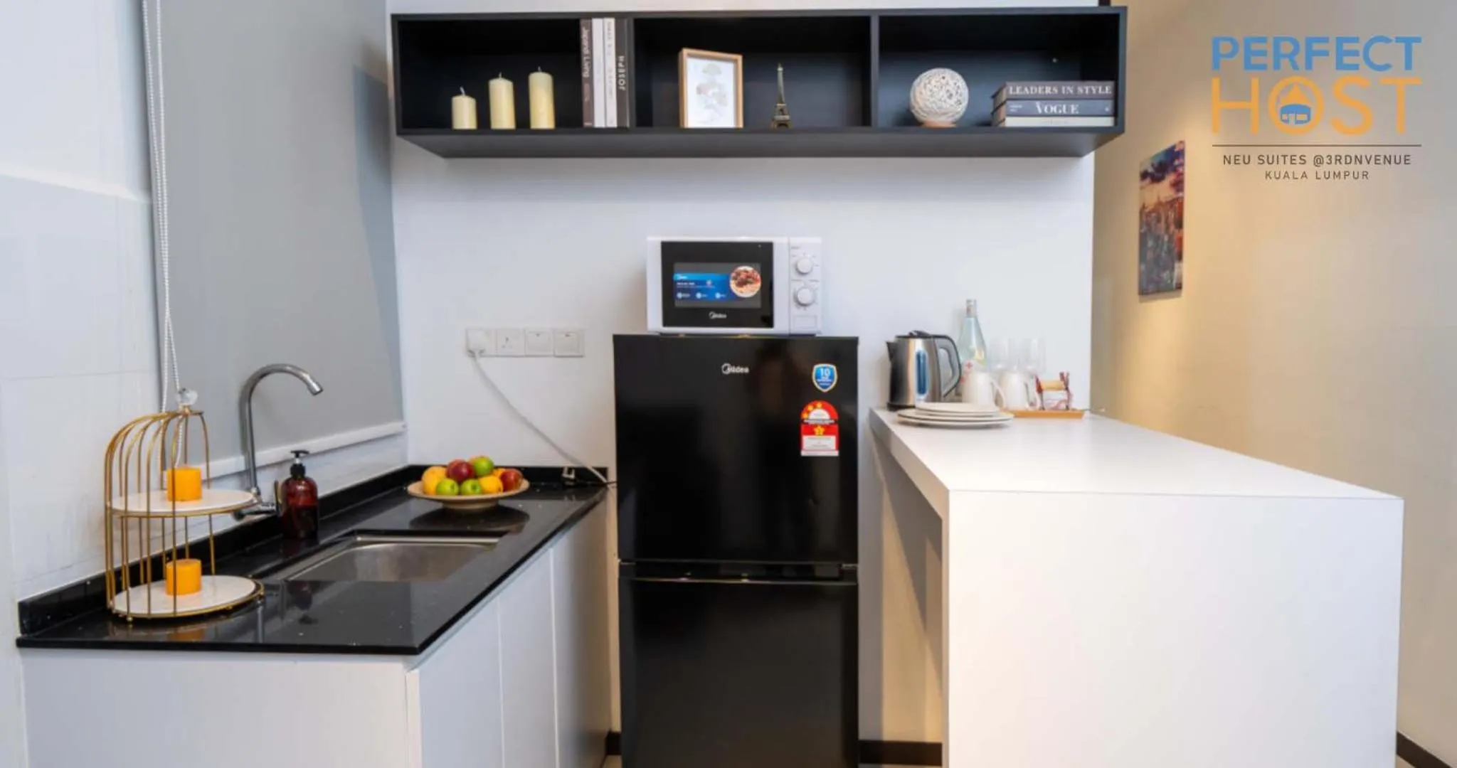 Coffee/tea facilities in Neu Suites @ 3rdNvenue by Perfect Host