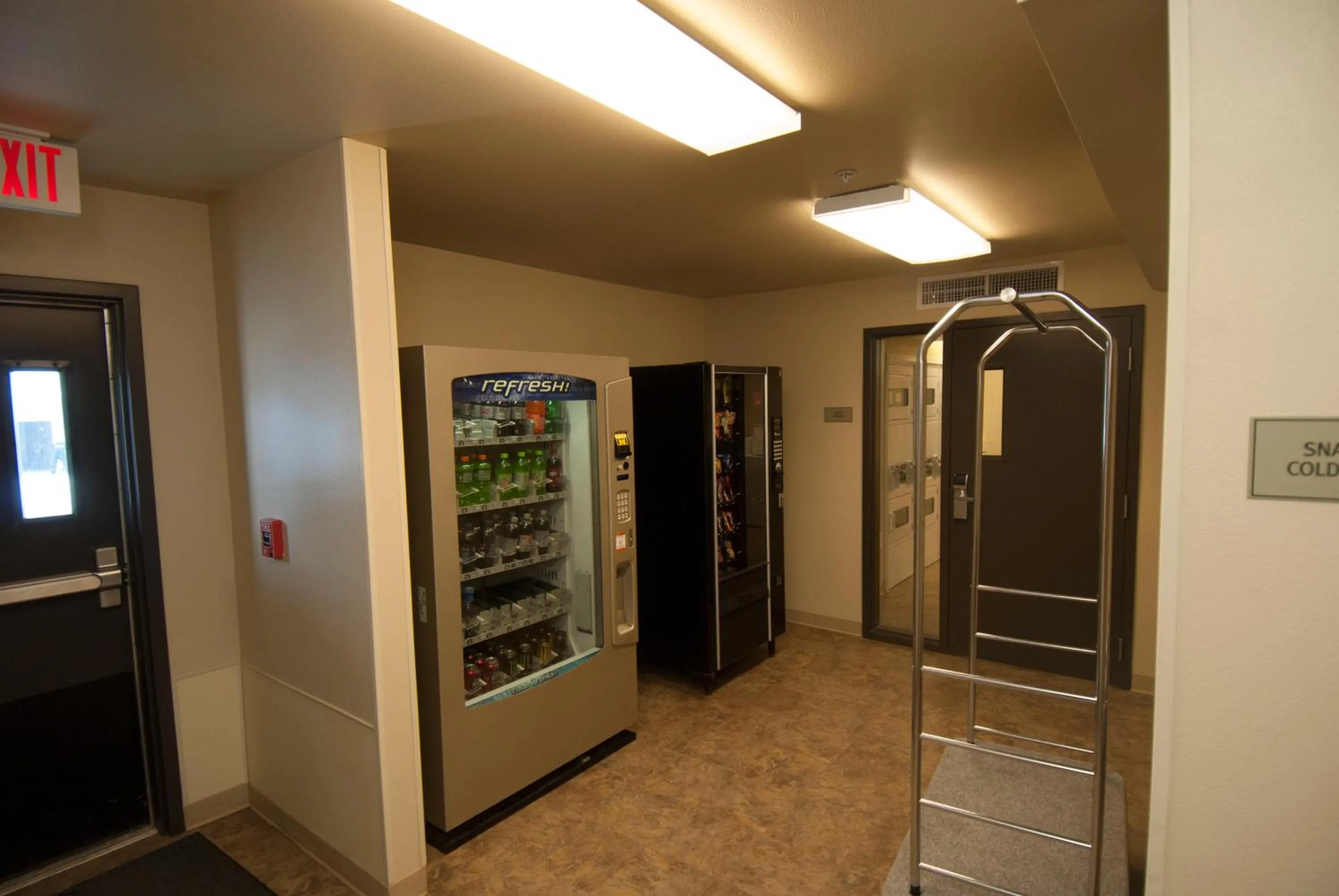 Area and facilities in WoodSpring Suites Williston