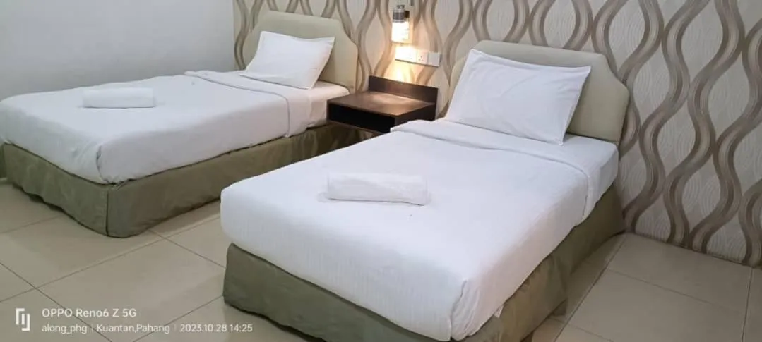 Bedroom, Bed in Hotel Twelve at 12 Kuantan Centre