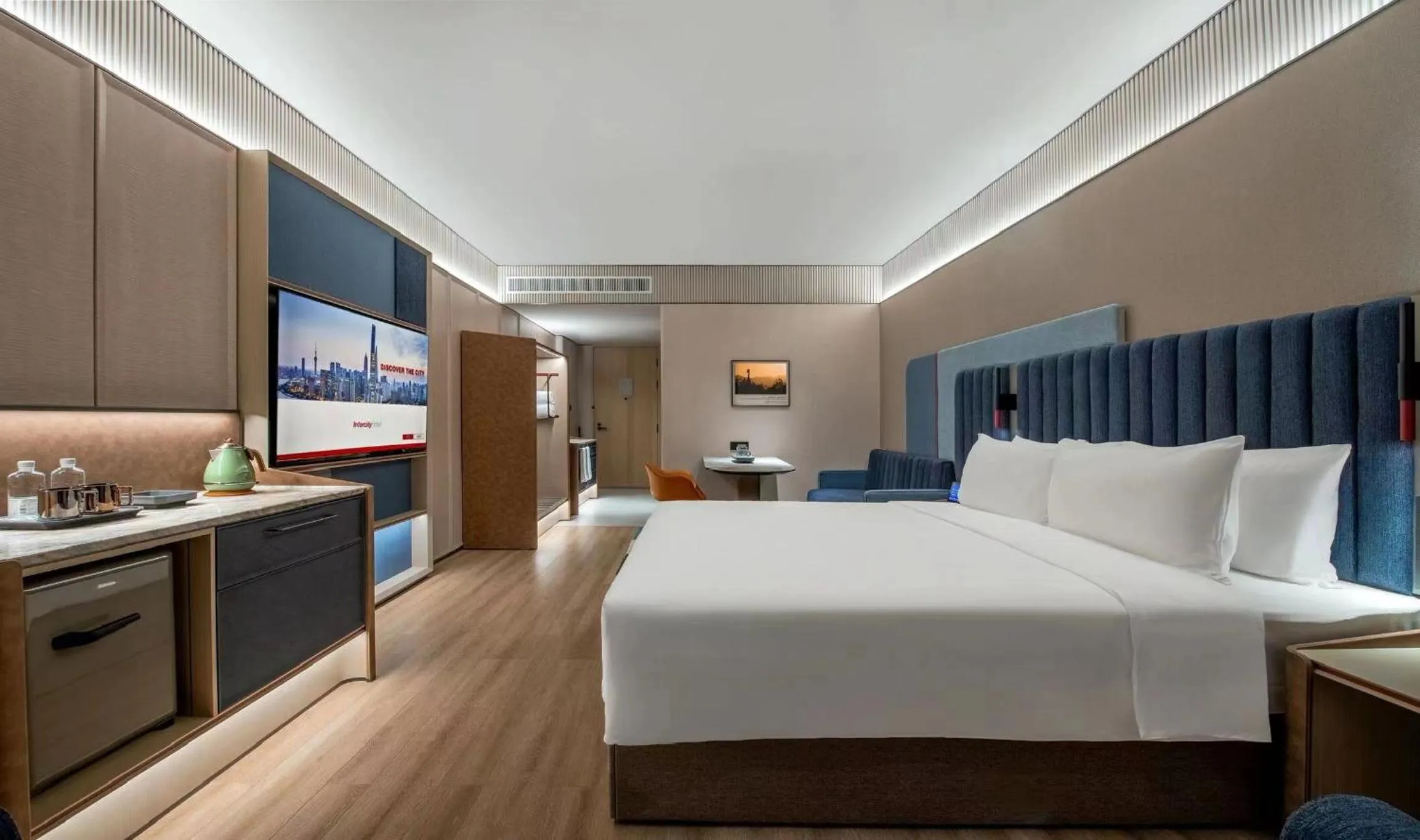 Photo of the whole room in Intercity Shenzhen Futian Huanggang with Free Mini Bar