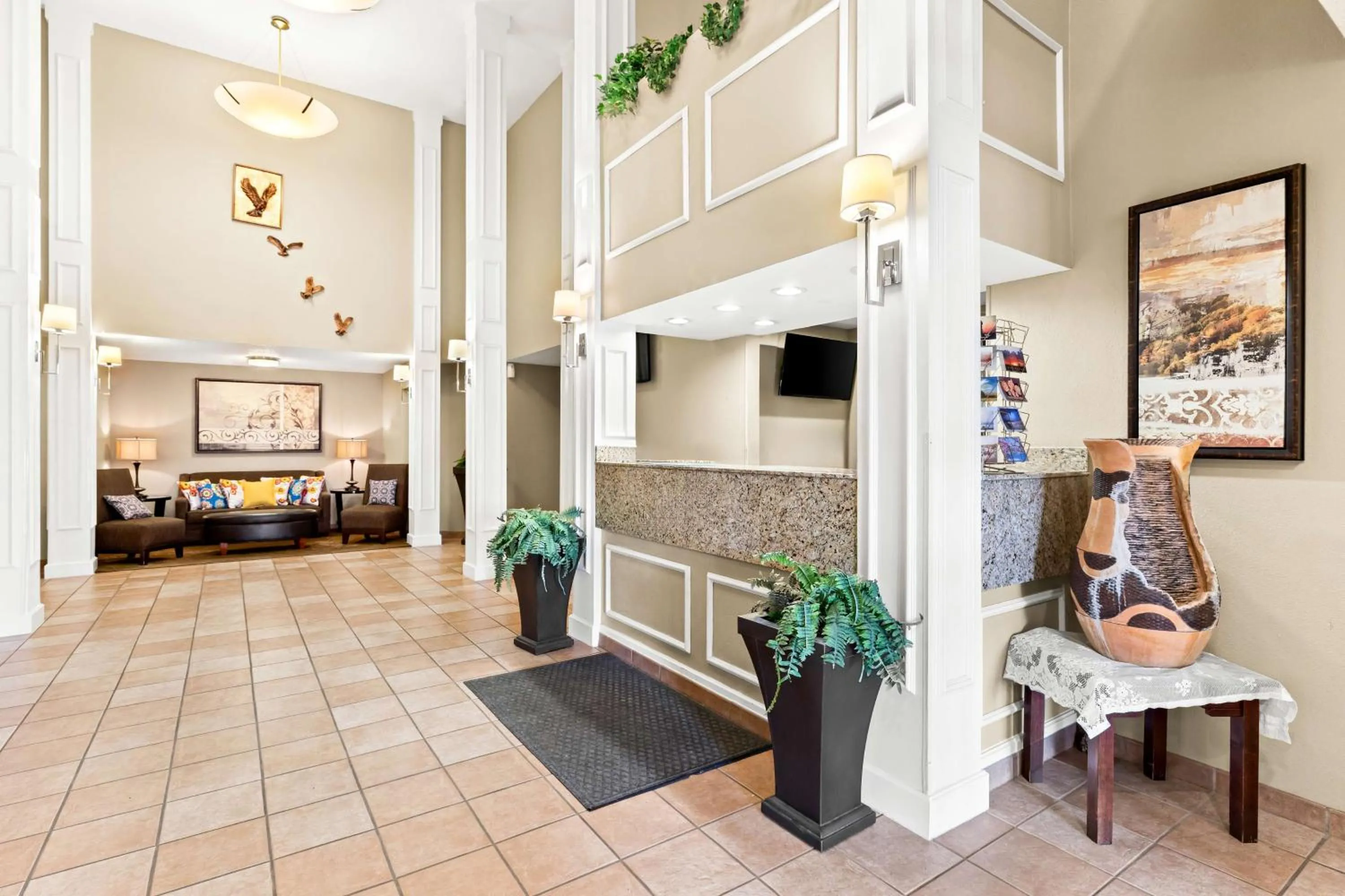 Lobby or reception in Best Western Okmulgee