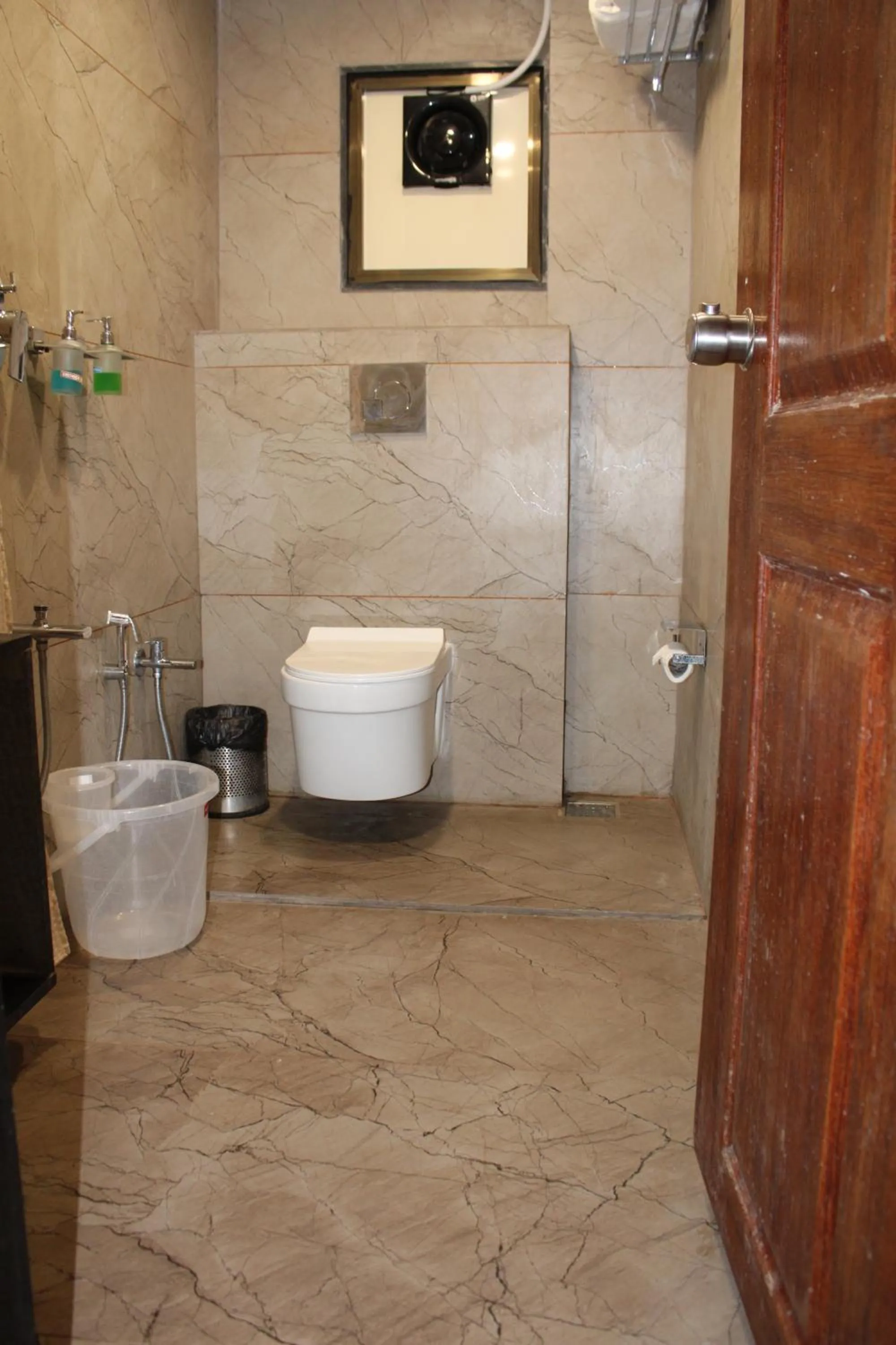 Bathroom in Clarks Collection Somnath