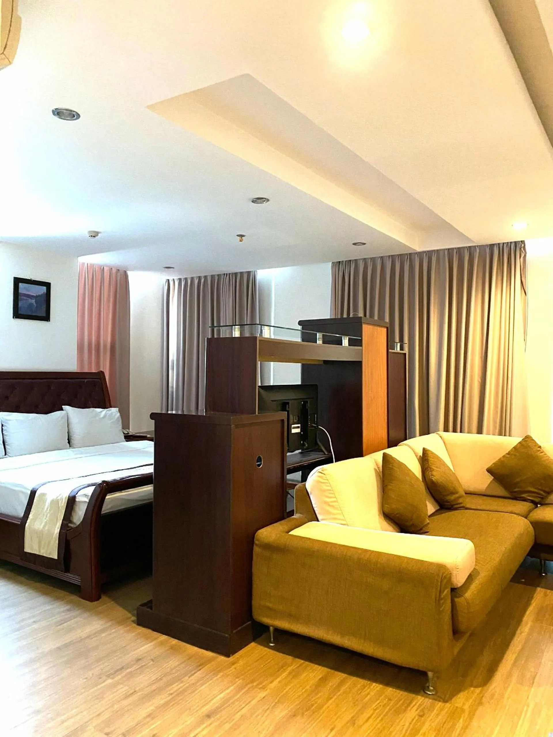 Bed in Nhat Linh Hotel & Suites Da Nang