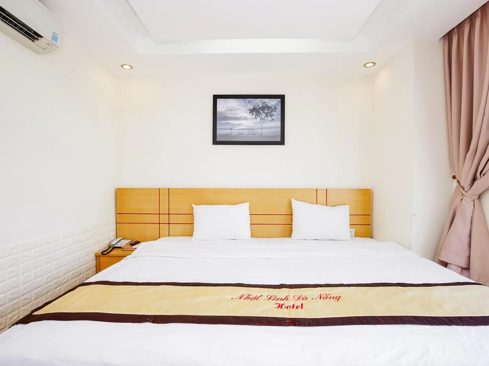 Bed in Nhat Linh Hotel & Suites Da Nang