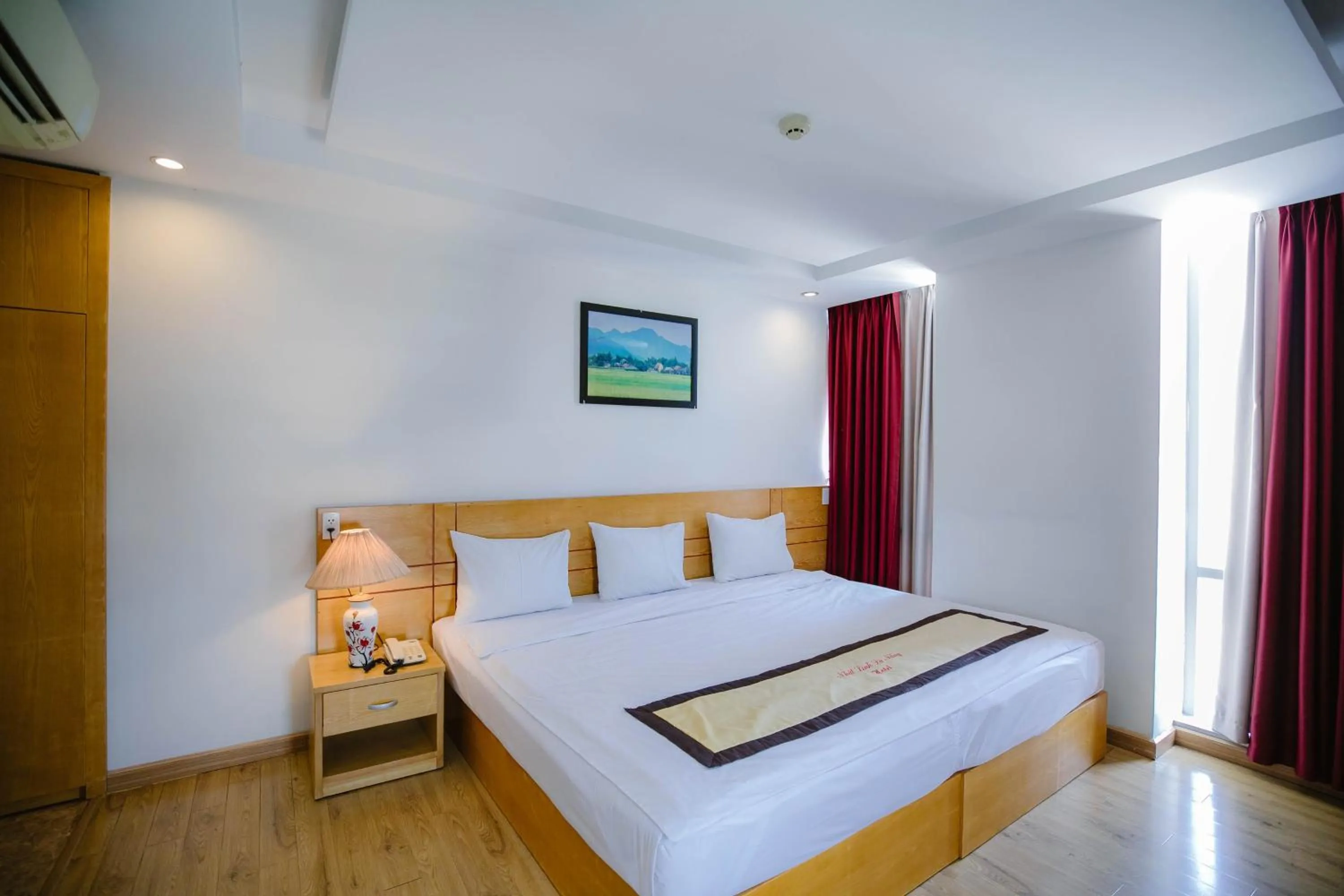 Bed in Nhat Linh Hotel & Suites Da Nang