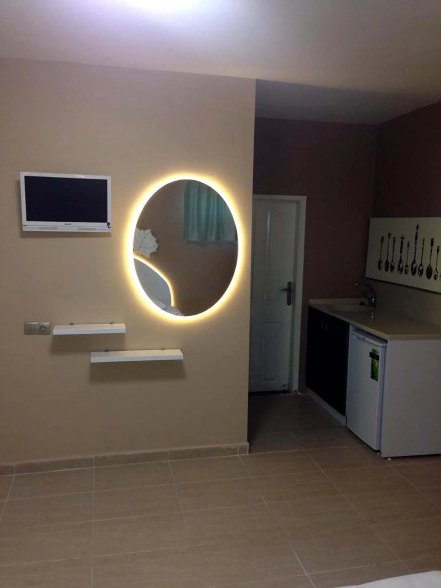 Decorative detail in Sunset Hotel Dikili