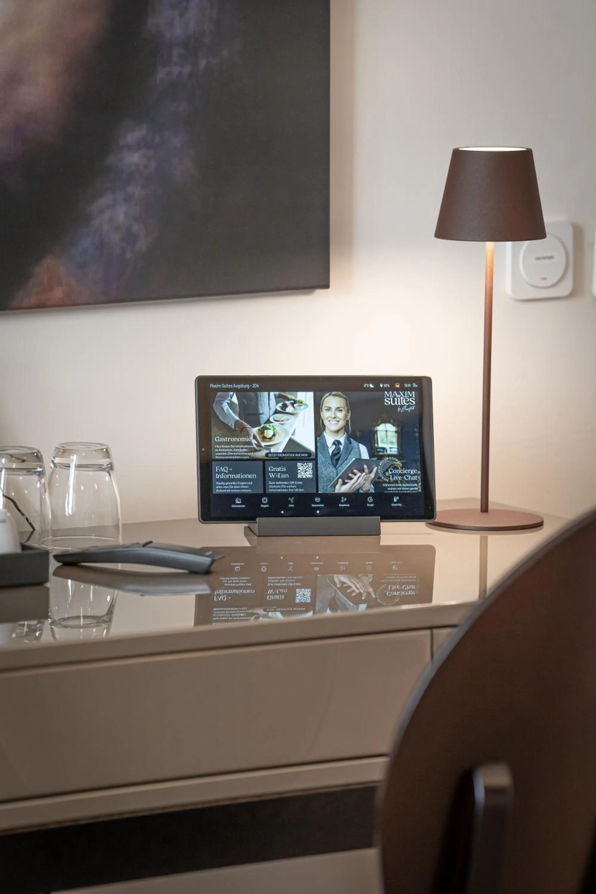 TV and multimedia in Maxim Suites by Elias Holl