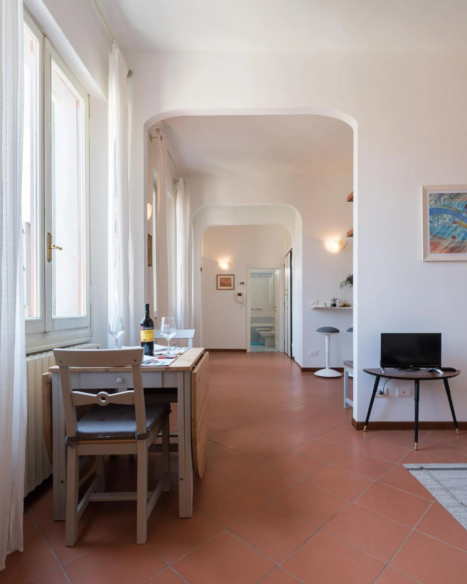 Living room in Ognissanti Design by Mmega