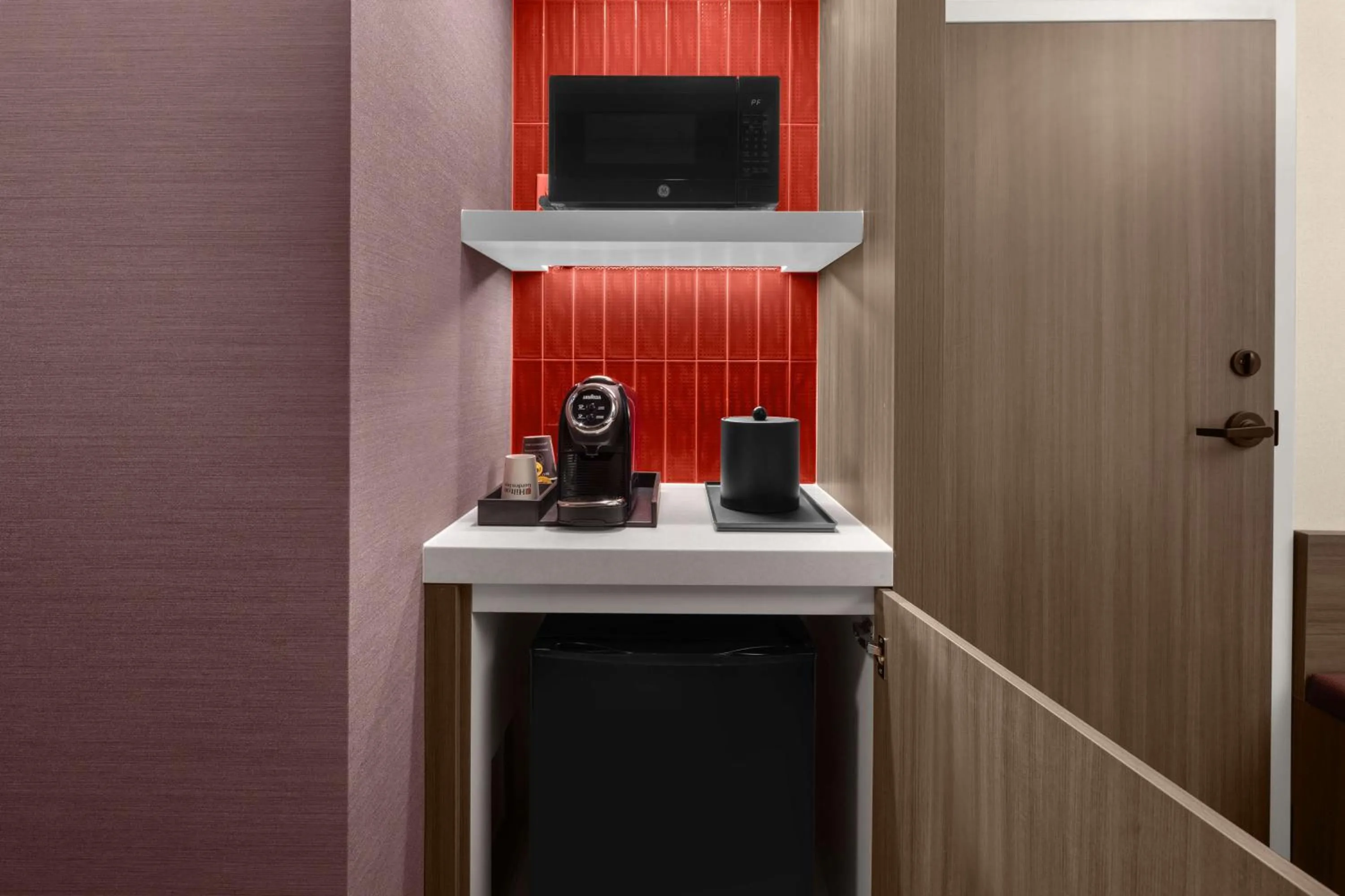 Photo of the whole room in Hilton Garden Inn Grand Prairie At EpicCentral