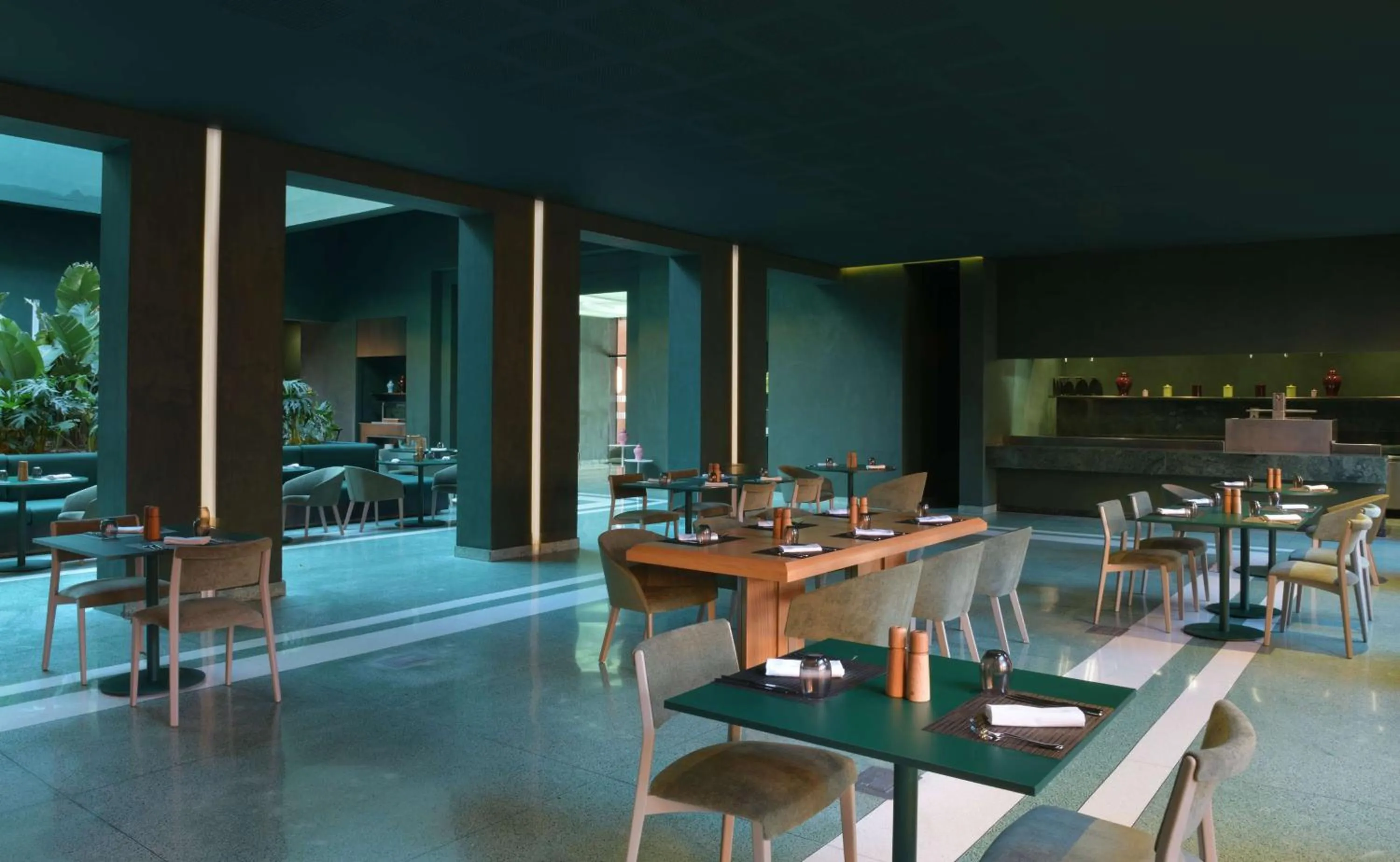 Restaurant/places to eat in Doubletree By Hilton Ben Guerir Hotel & Residences