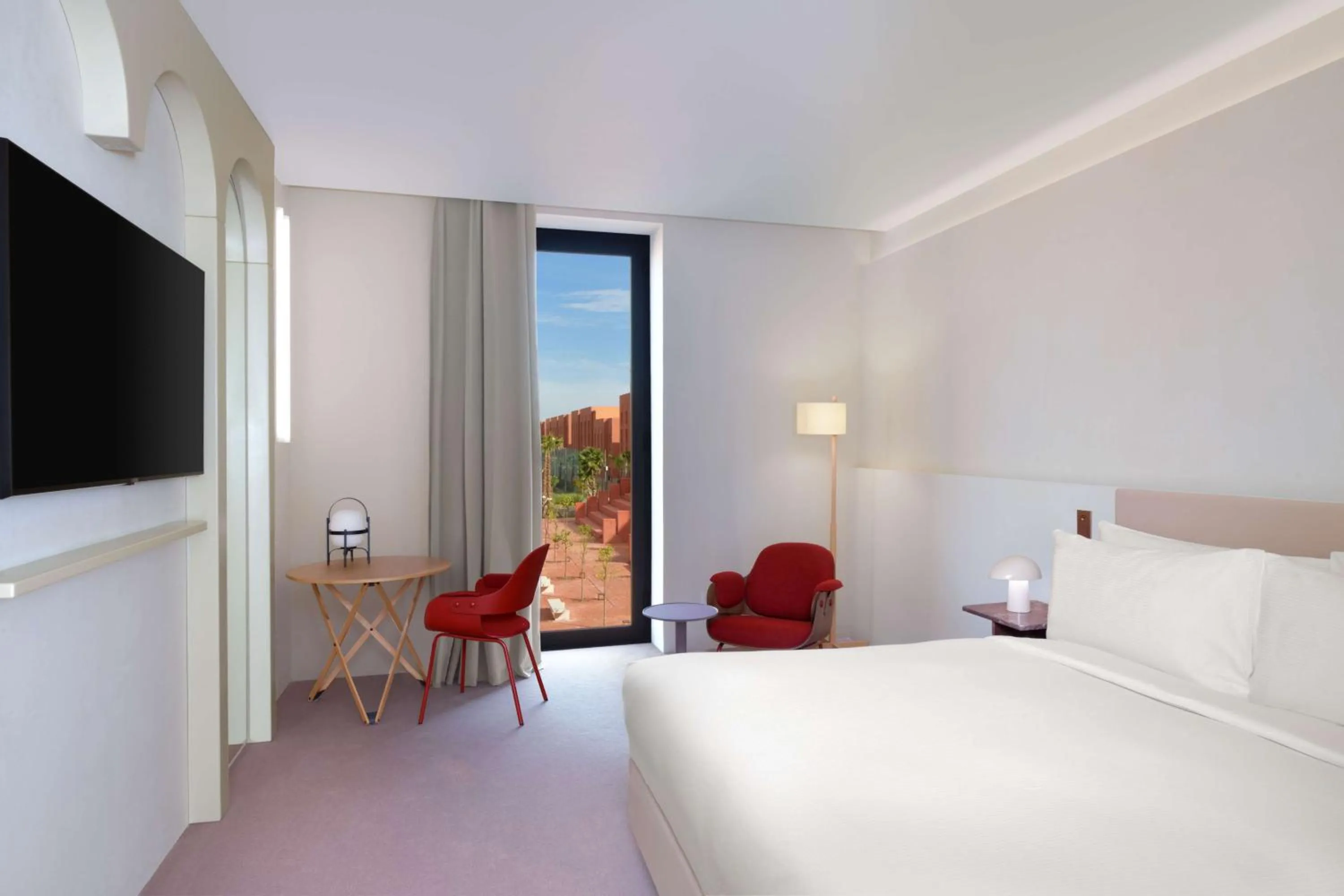 Bed in Doubletree By Hilton Ben Guerir Hotel & Residences