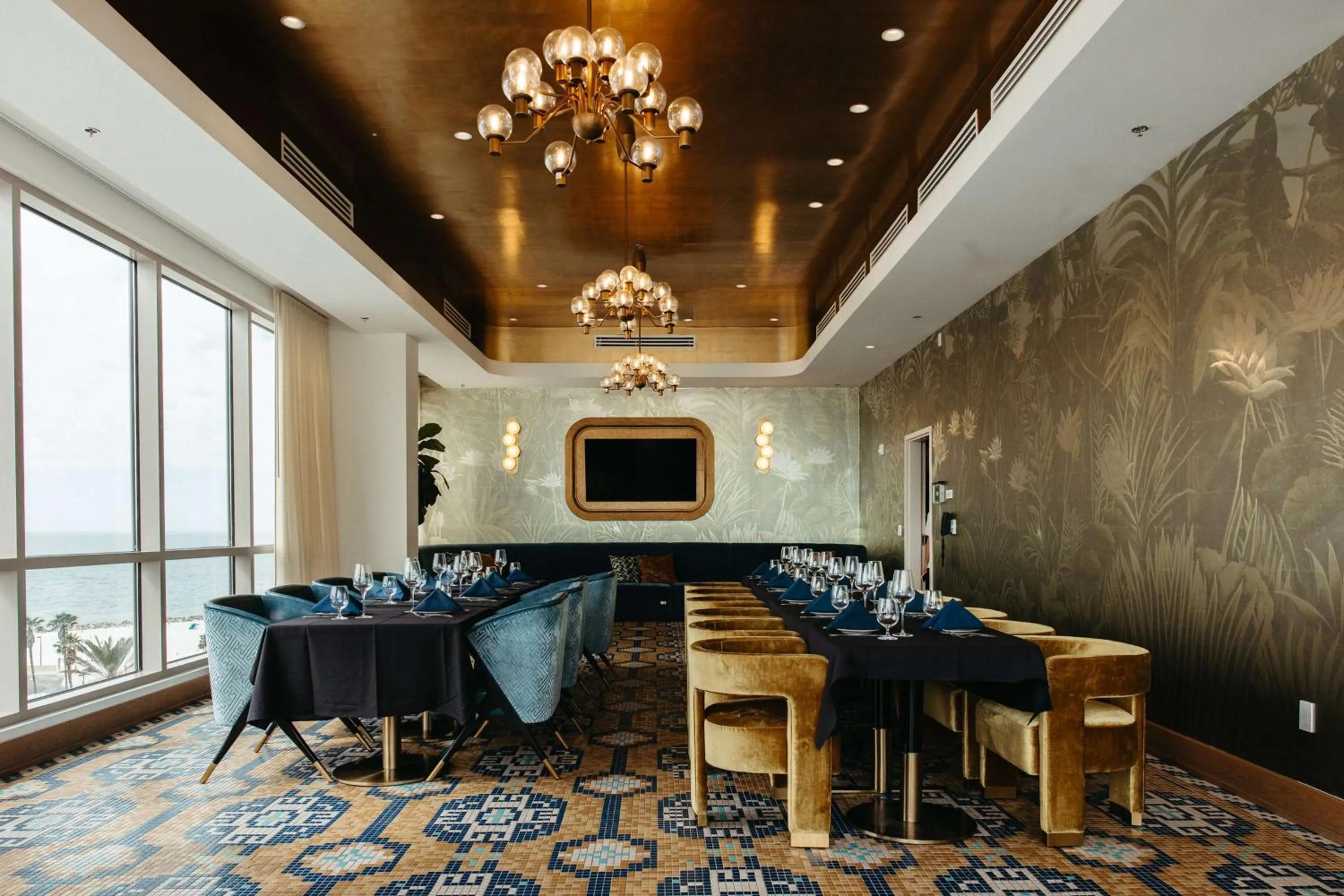 Meeting/conference room in The Hiatus Clearwater Beach, Curio Collection By Hilton