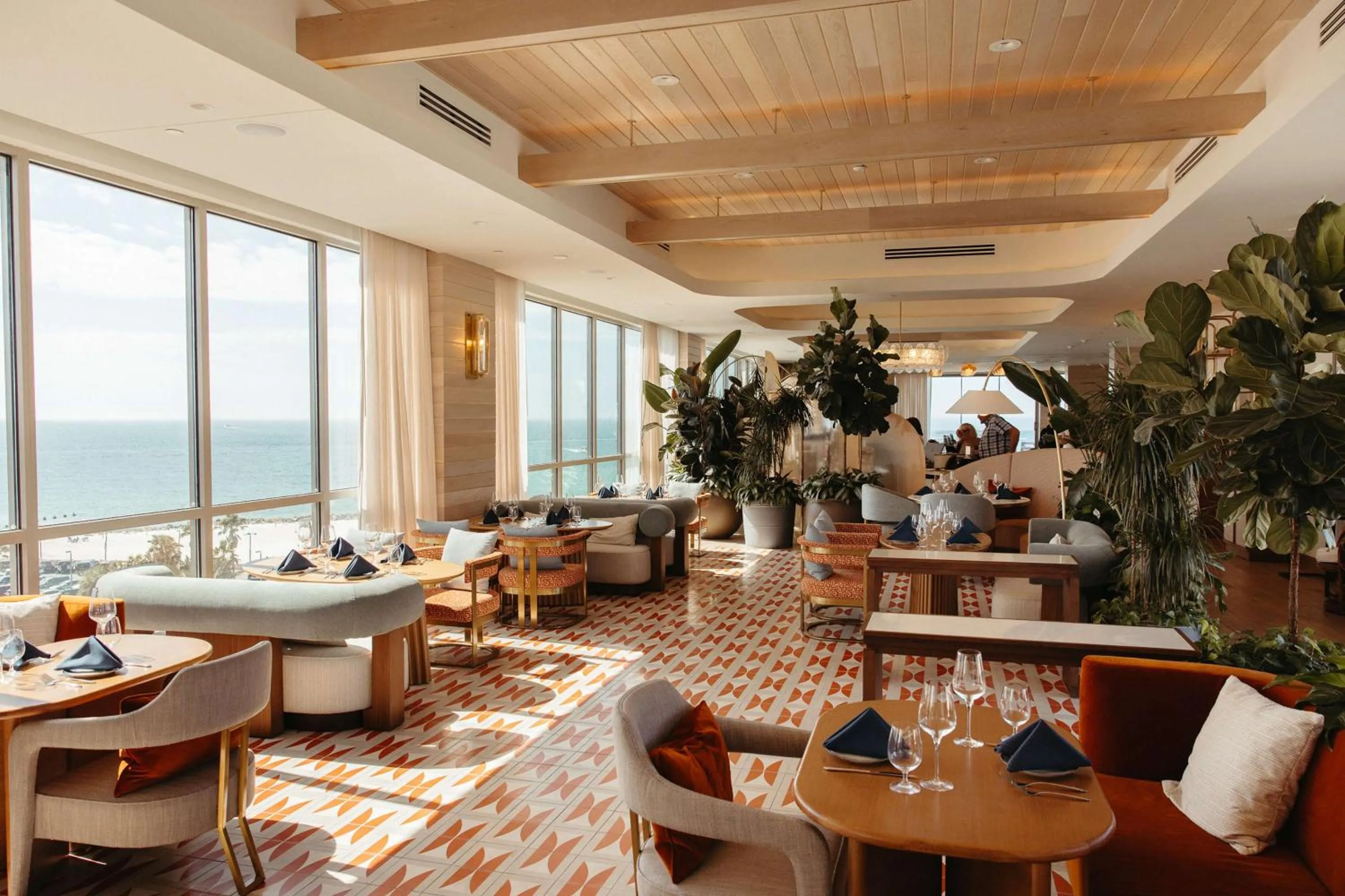 Restaurant/places to eat in The Hiatus Clearwater Beach, Curio Collection By Hilton