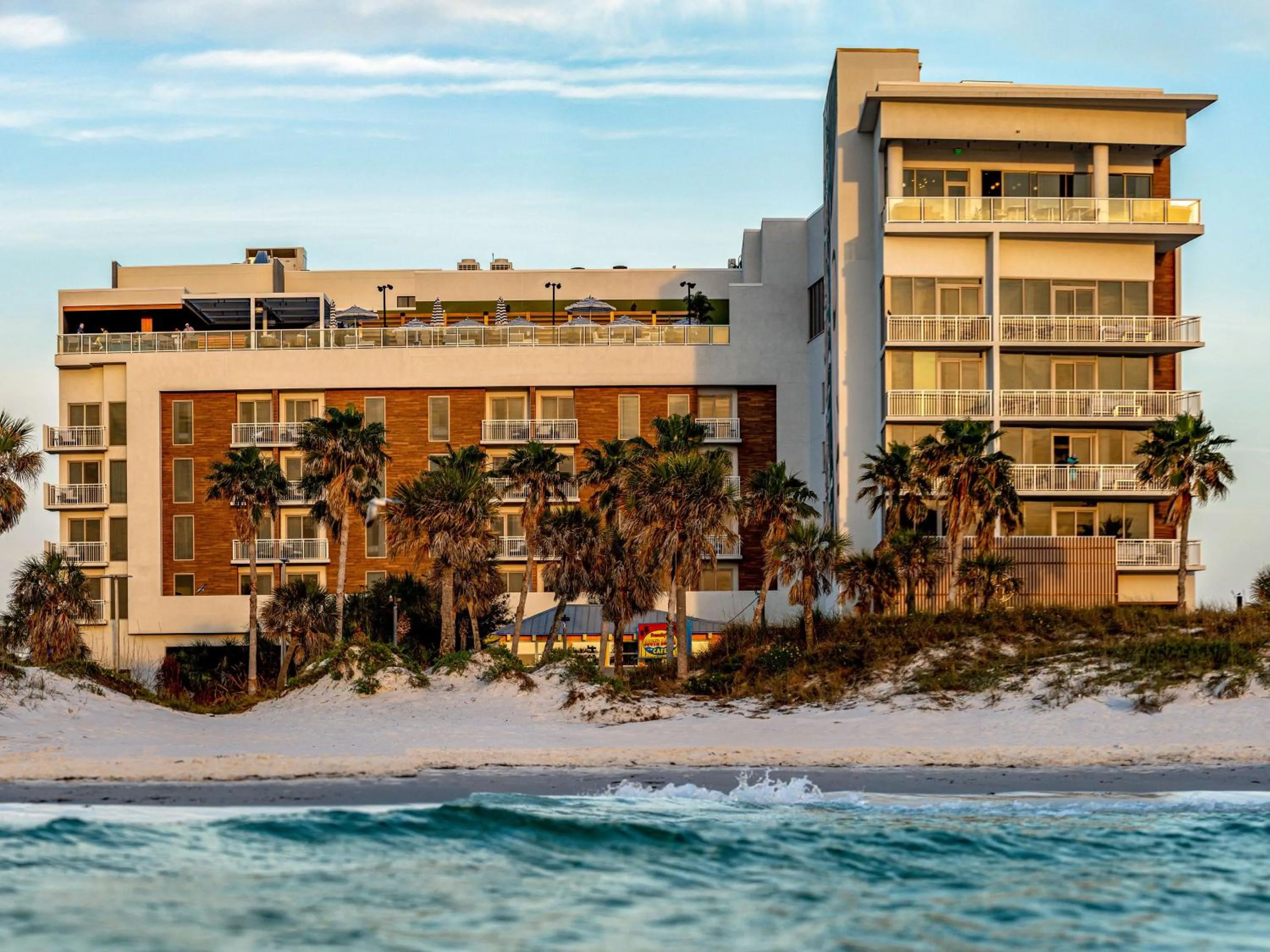 Property building in The Hiatus Clearwater Beach, Curio Collection By Hilton