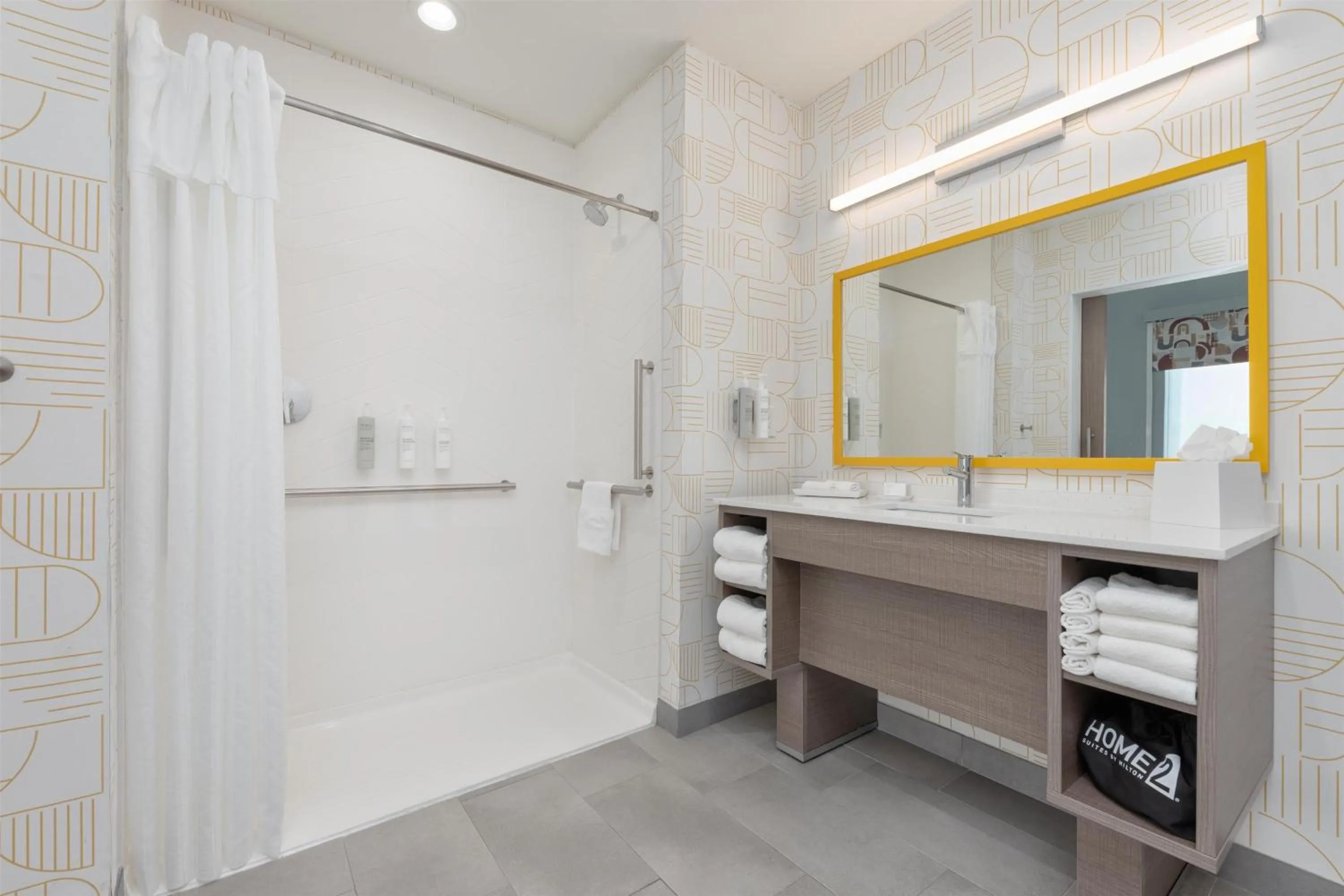 Bathroom in Home2 Suites By Hilton Paris
