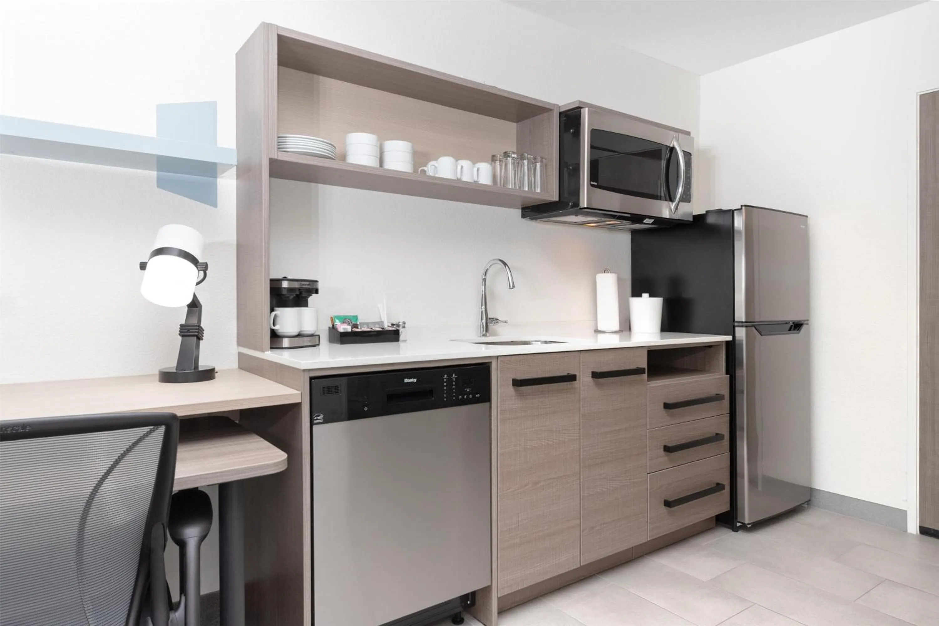 Kitchen or kitchenette in Home2 Suites By Hilton Paris