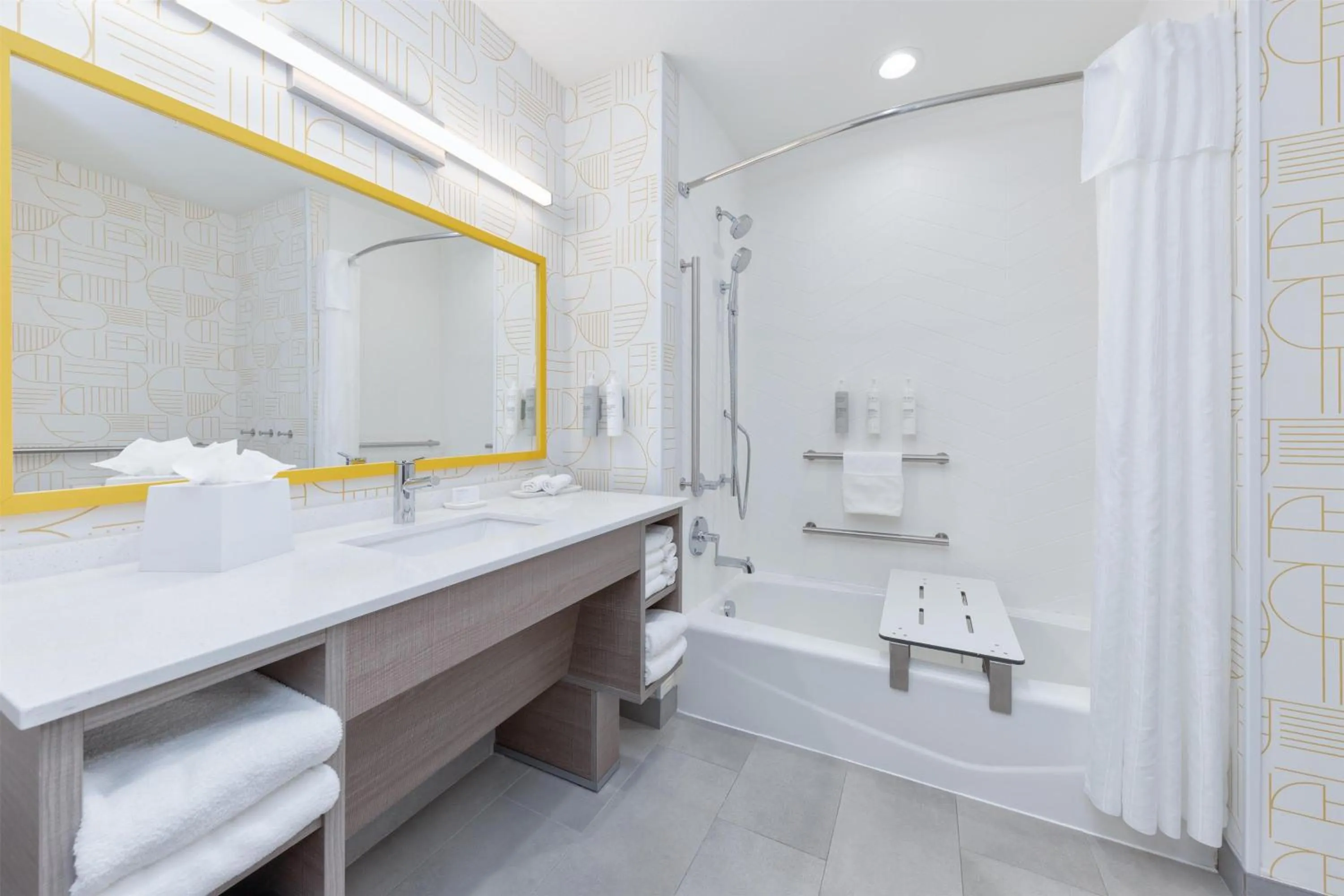 Bathroom in Home2 Suites By Hilton Paris