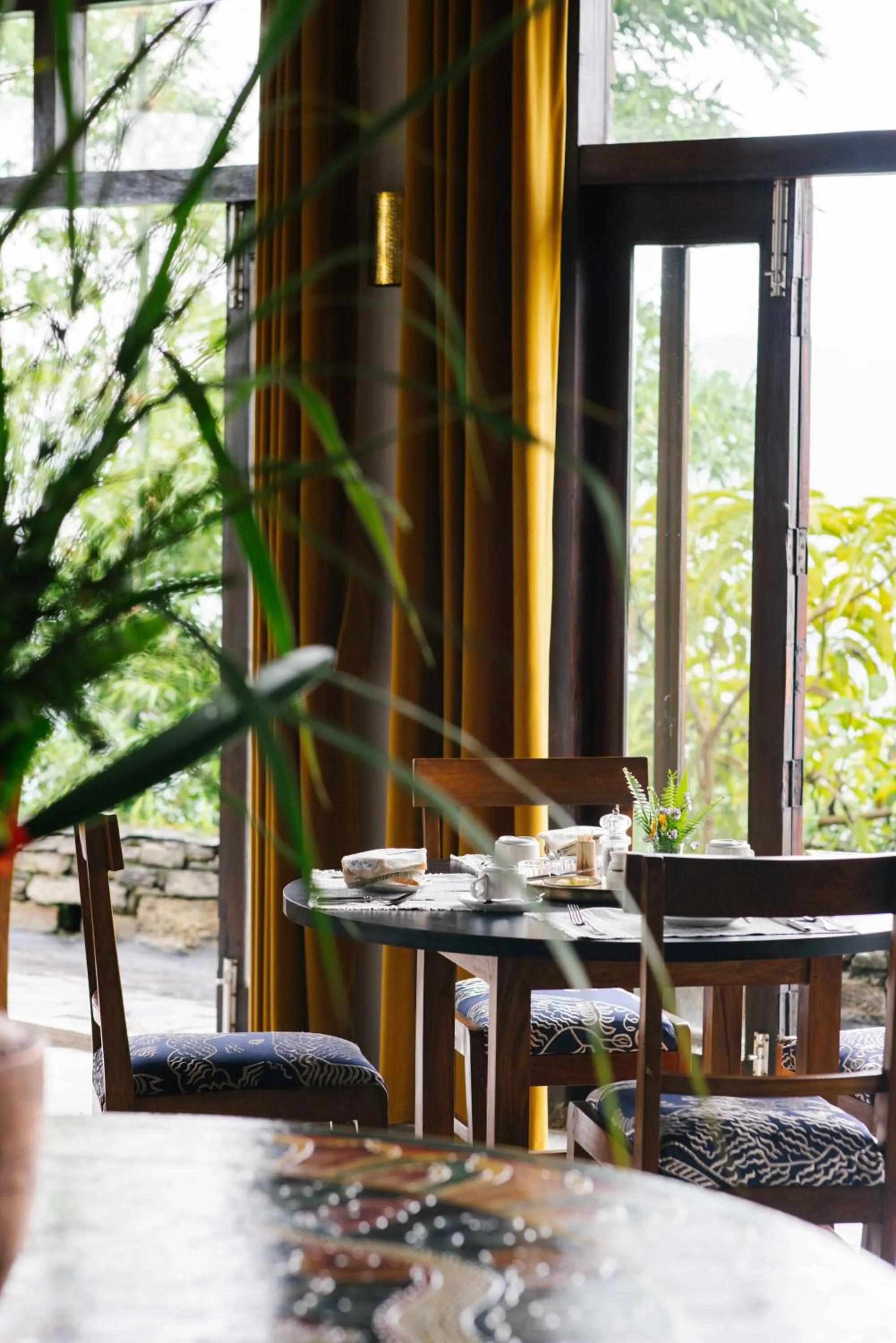 Seating area in Tiger Mountain Pokhara Lodge