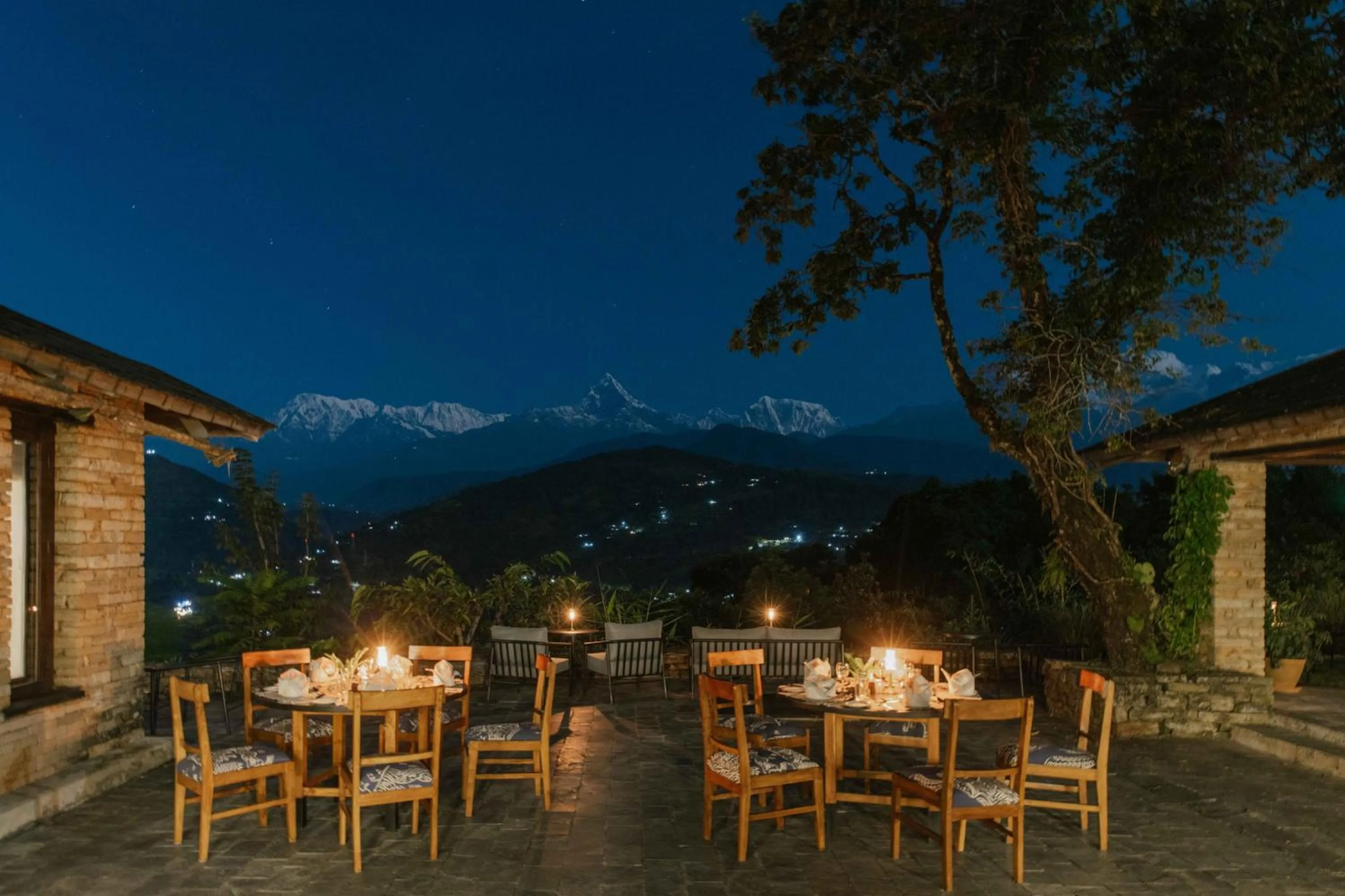 Dining area in Tiger Mountain Pokhara Lodge