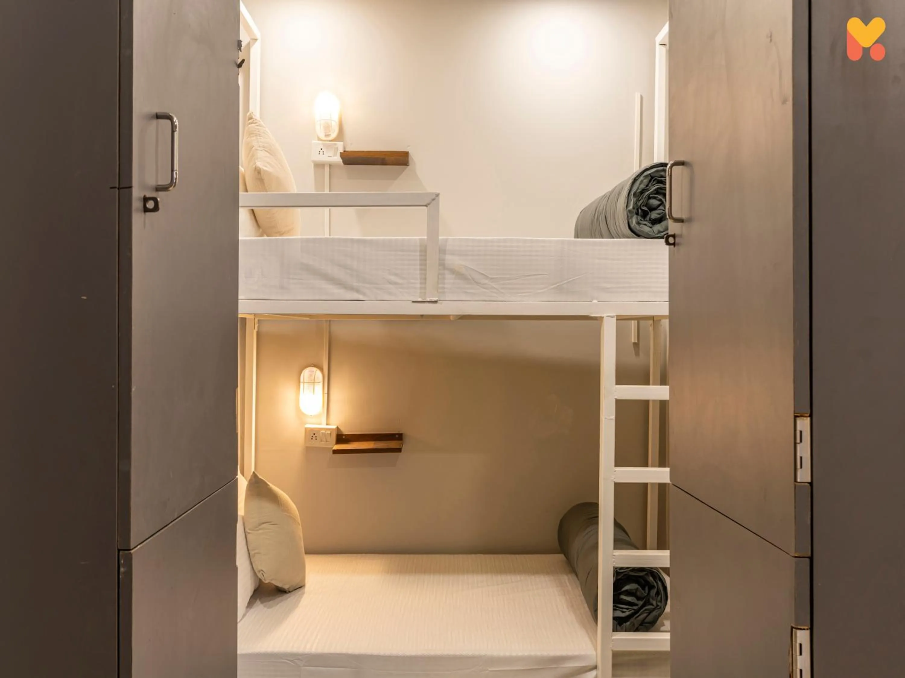 Bed in Madpackers Jaipur