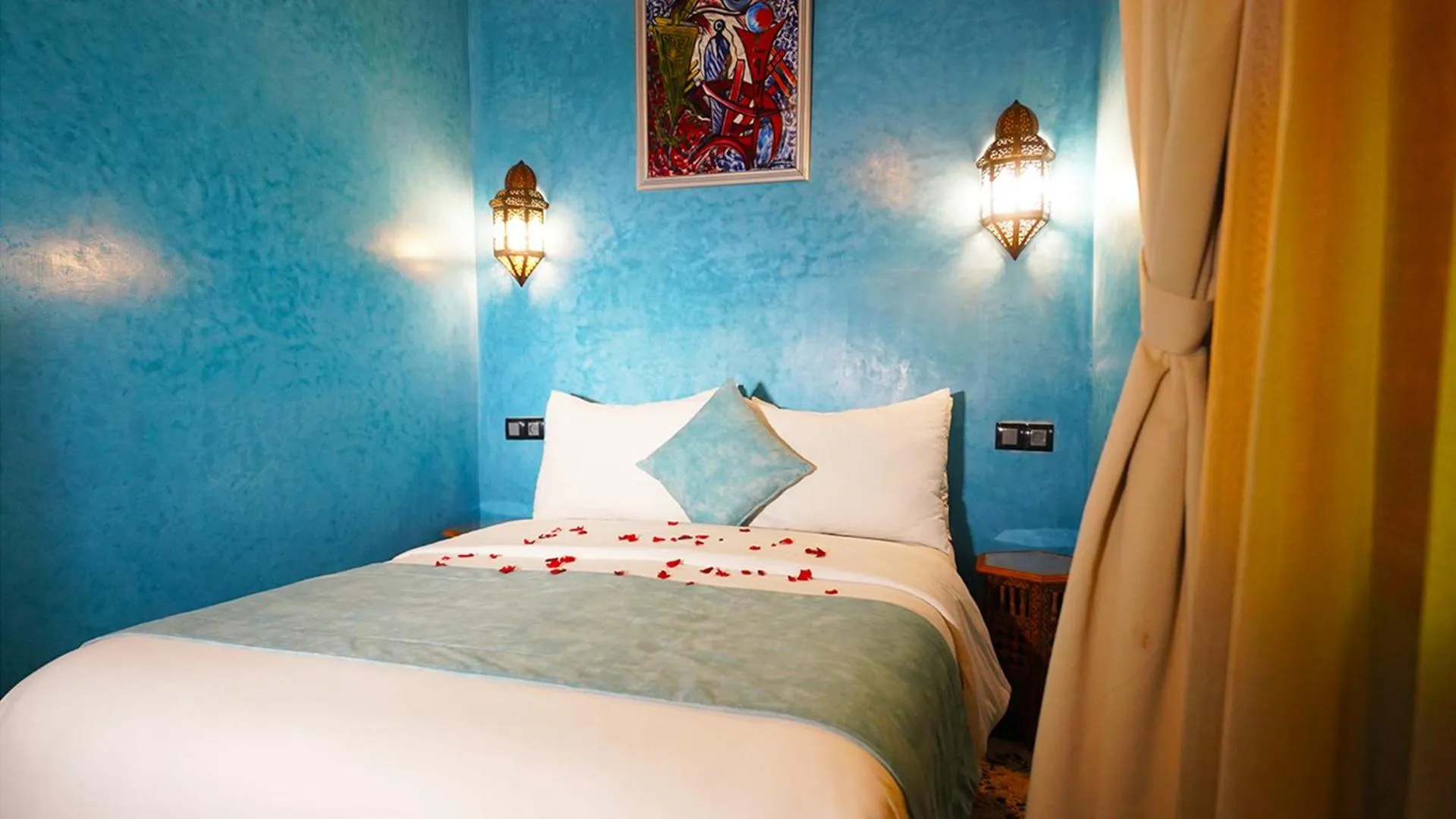 Bed in Riad Touhfa Kasbah Marrakech