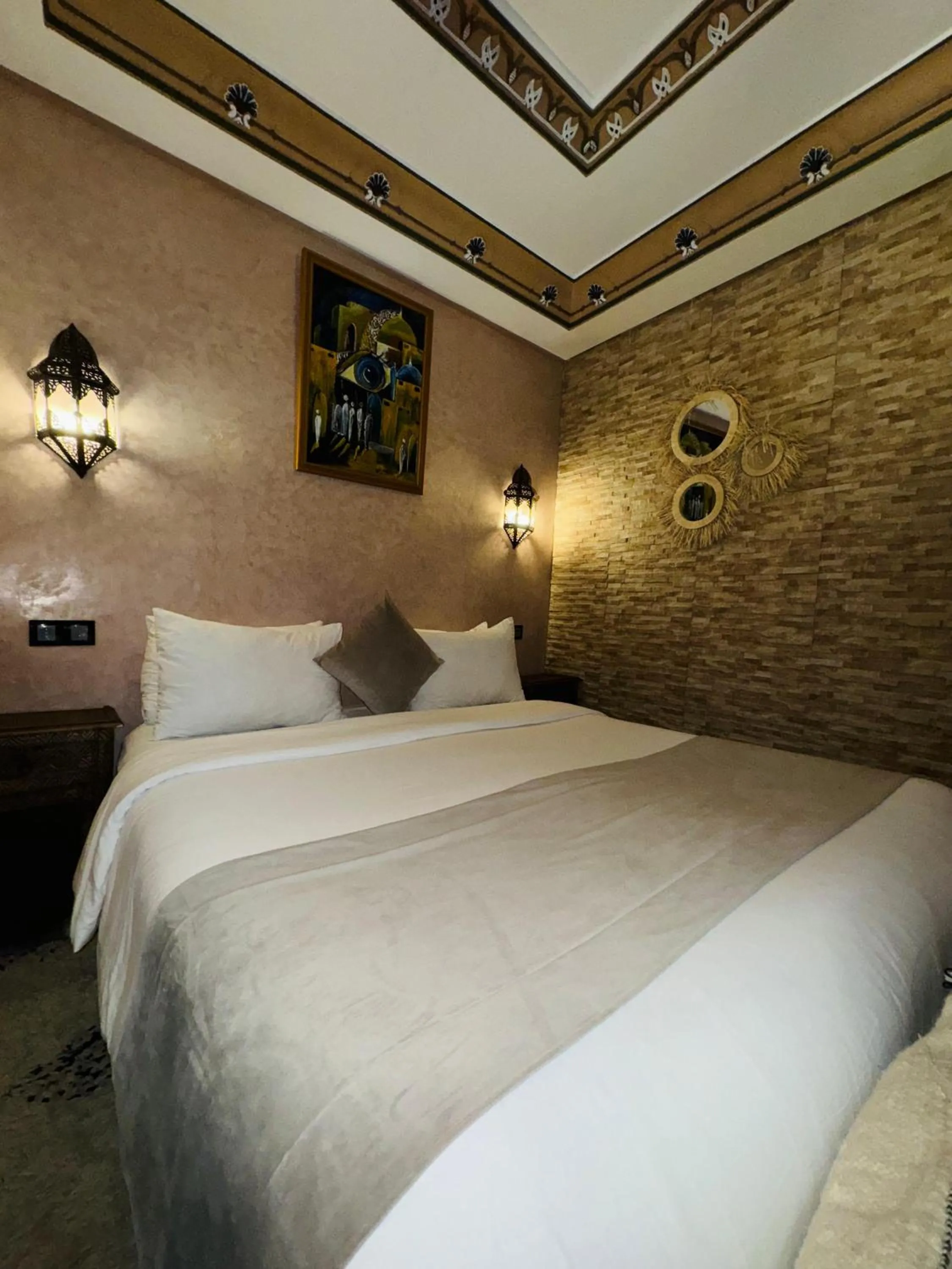 Bed in Riad Touhfa Kasbah Marrakech