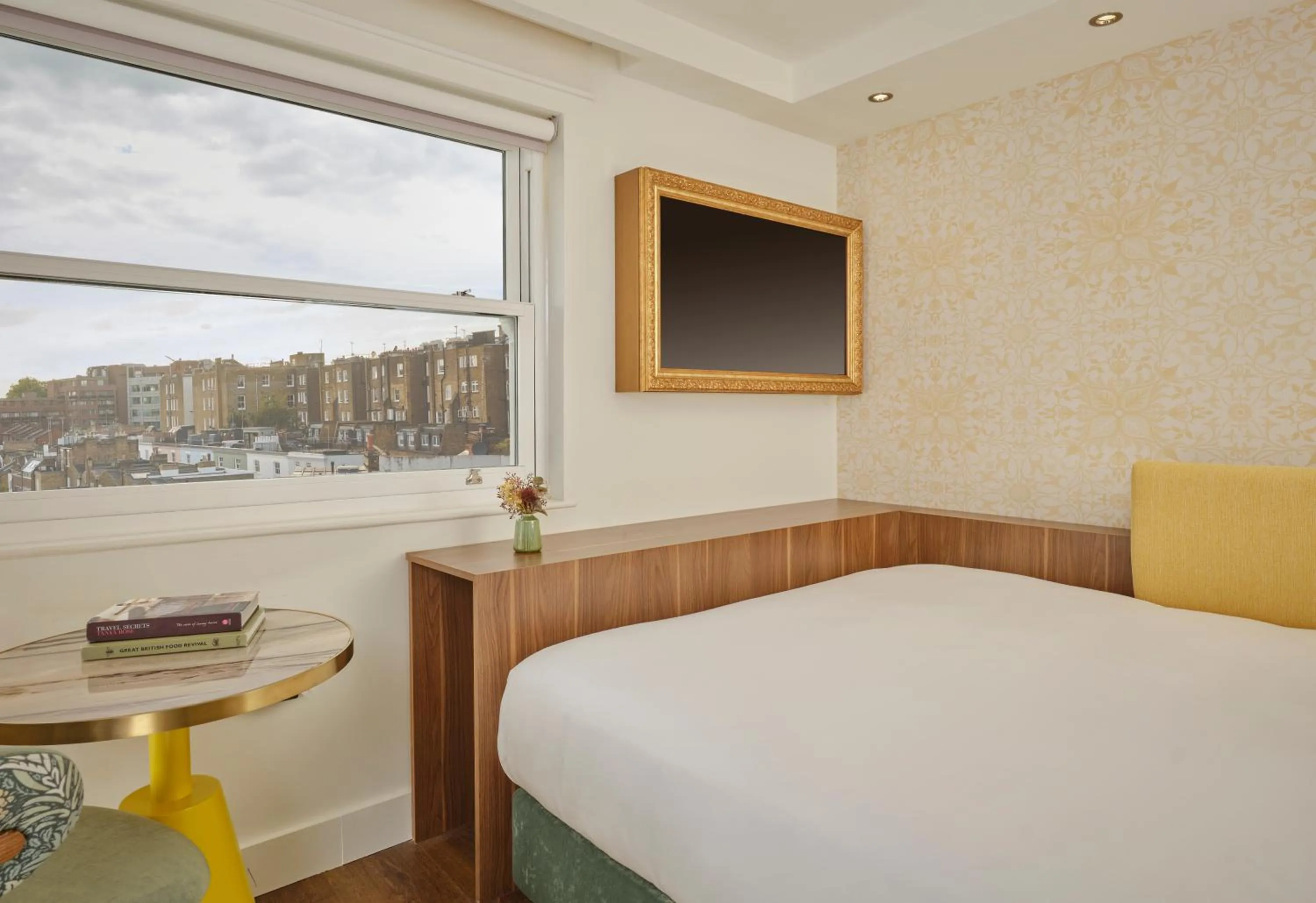 Bedroom, Bed in The Cura Hotel Kensington, London, a Tribute Portfolio Hotel