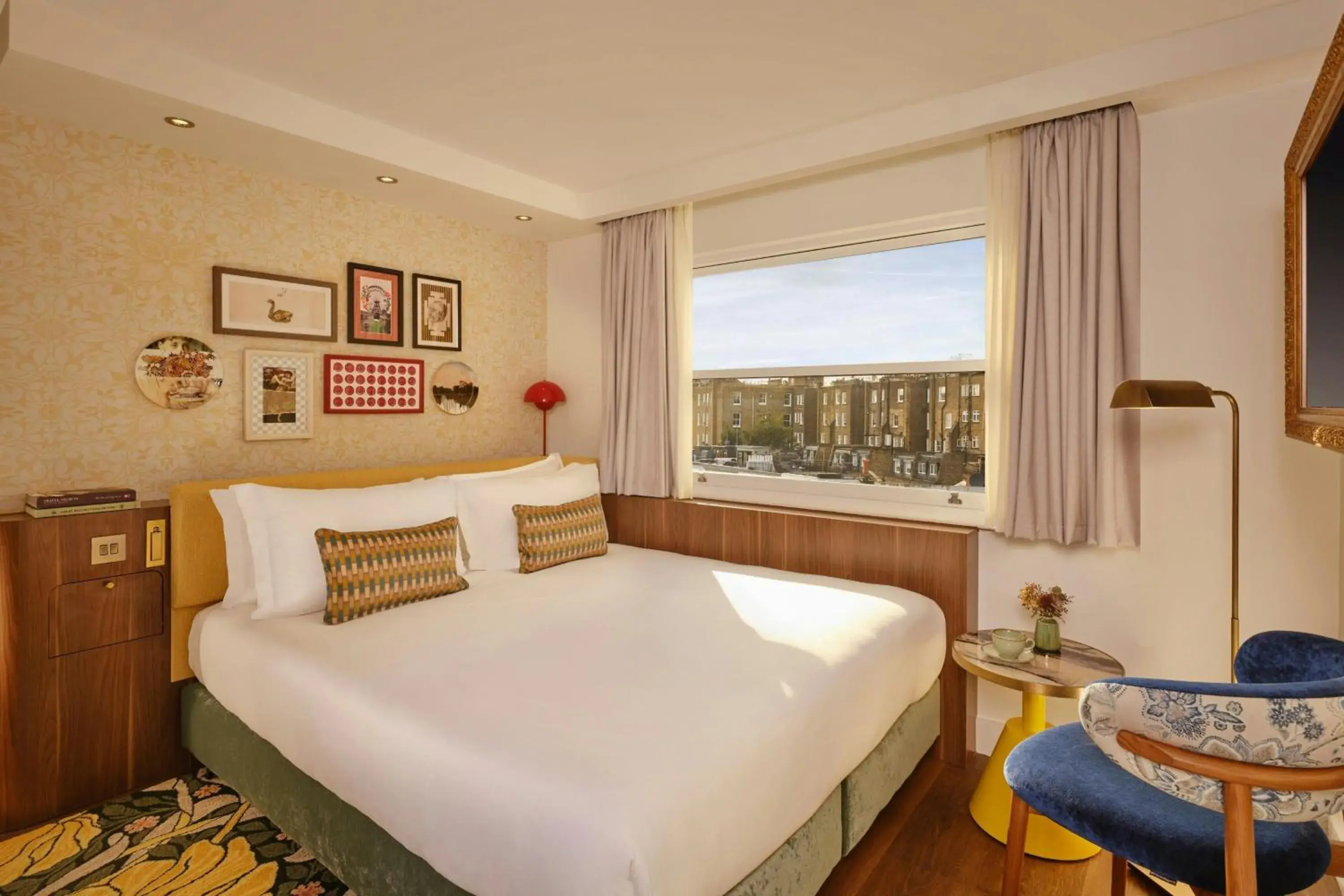 The Cura Queen - single occupancy in Park Grand London Kensington The Cura Queen - single occupancy in Park Grand London Kensington