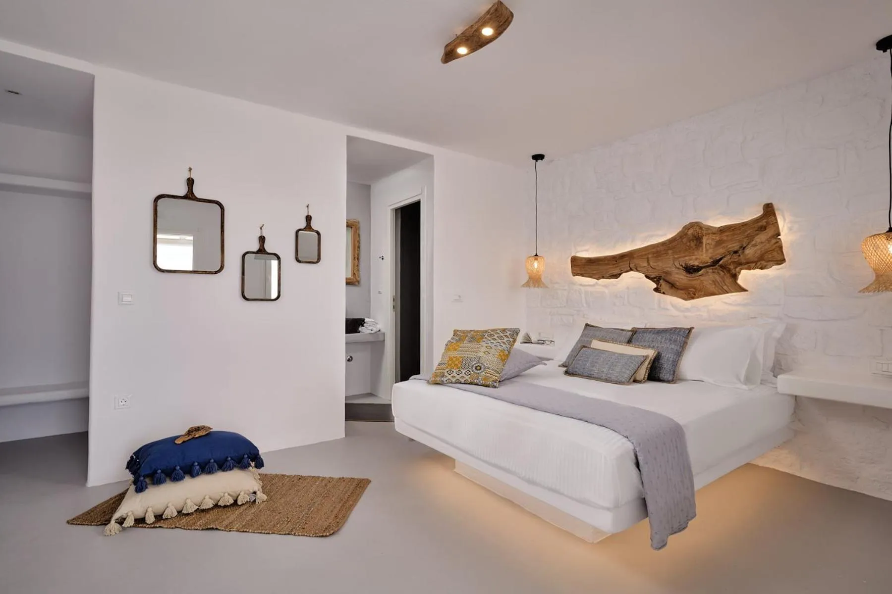 Bed in Casa Tagoo Mykonos