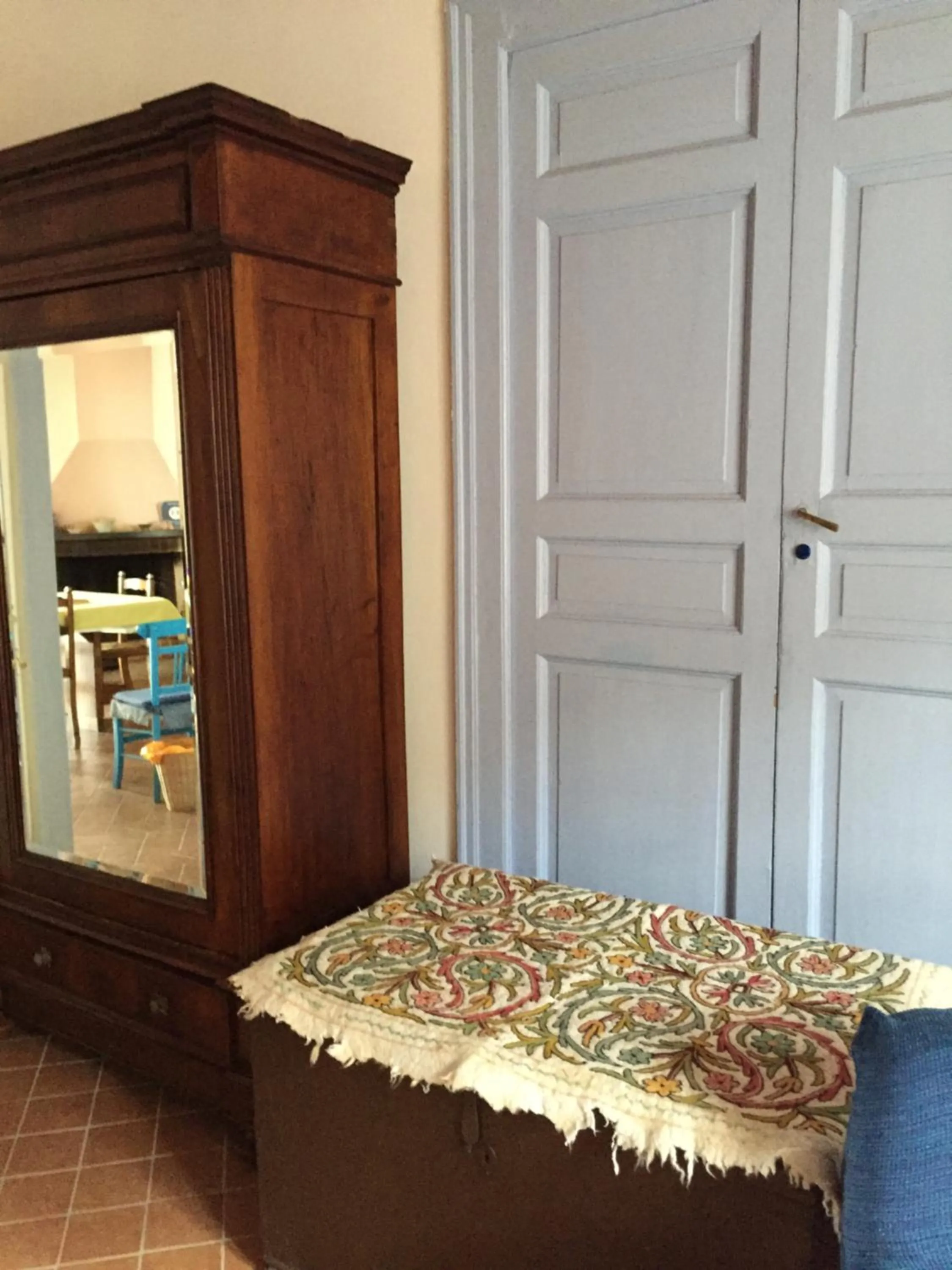 Decorative detail in Casa Ferrari