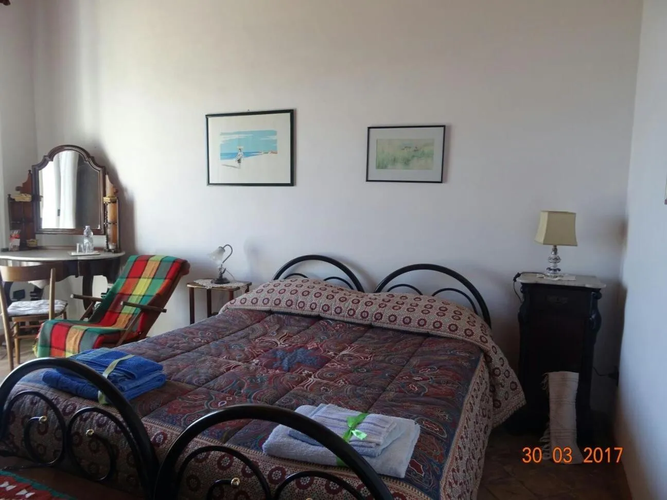 Decorative detail, Bed in Casa Ferrari