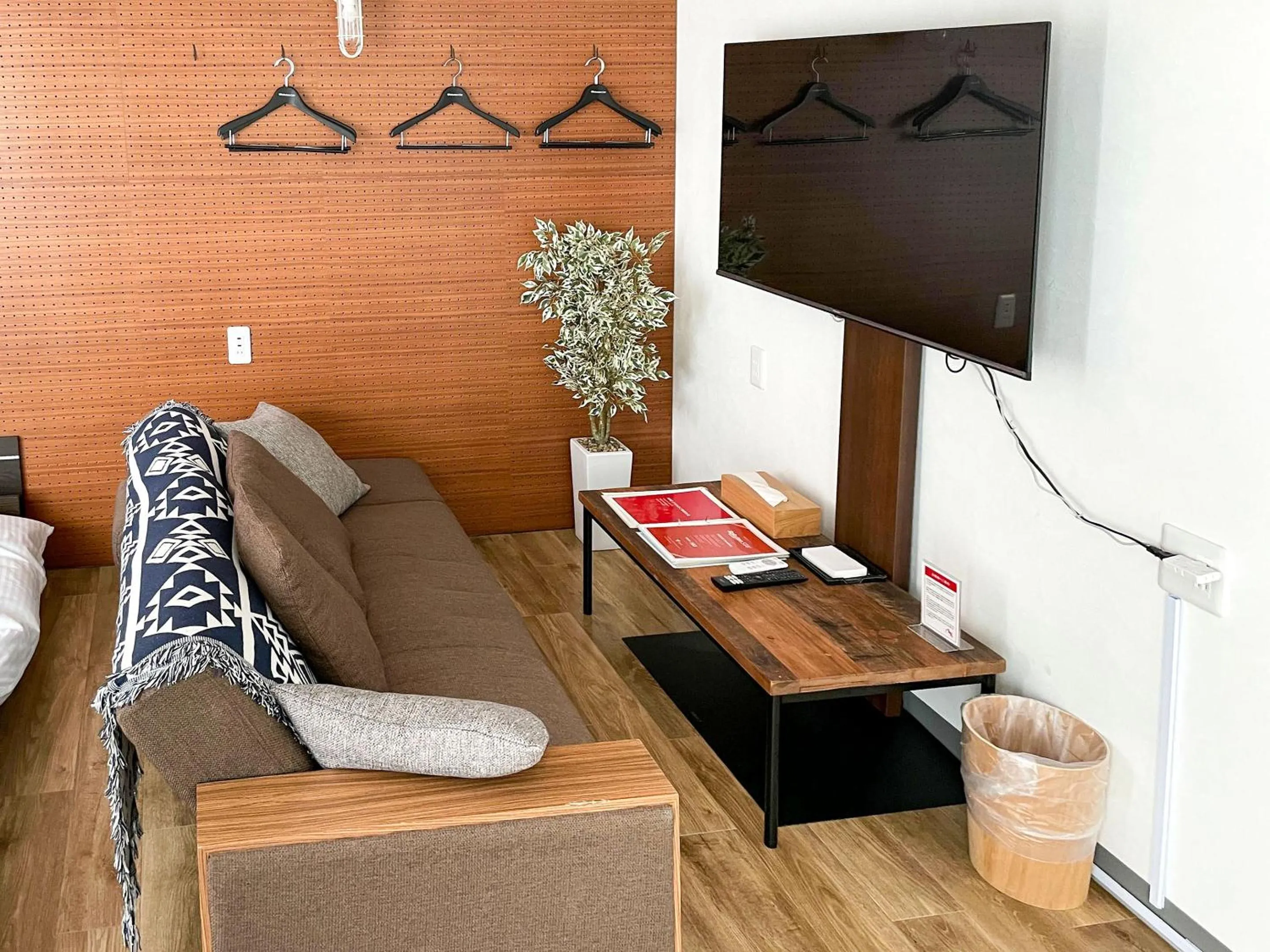 TV and multimedia in Rakuten STAY VILLA Miyakojima Maehama Beach