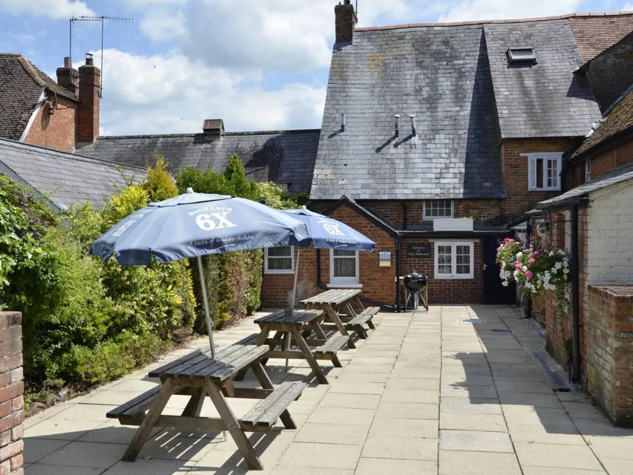 The Antelope at Upavon