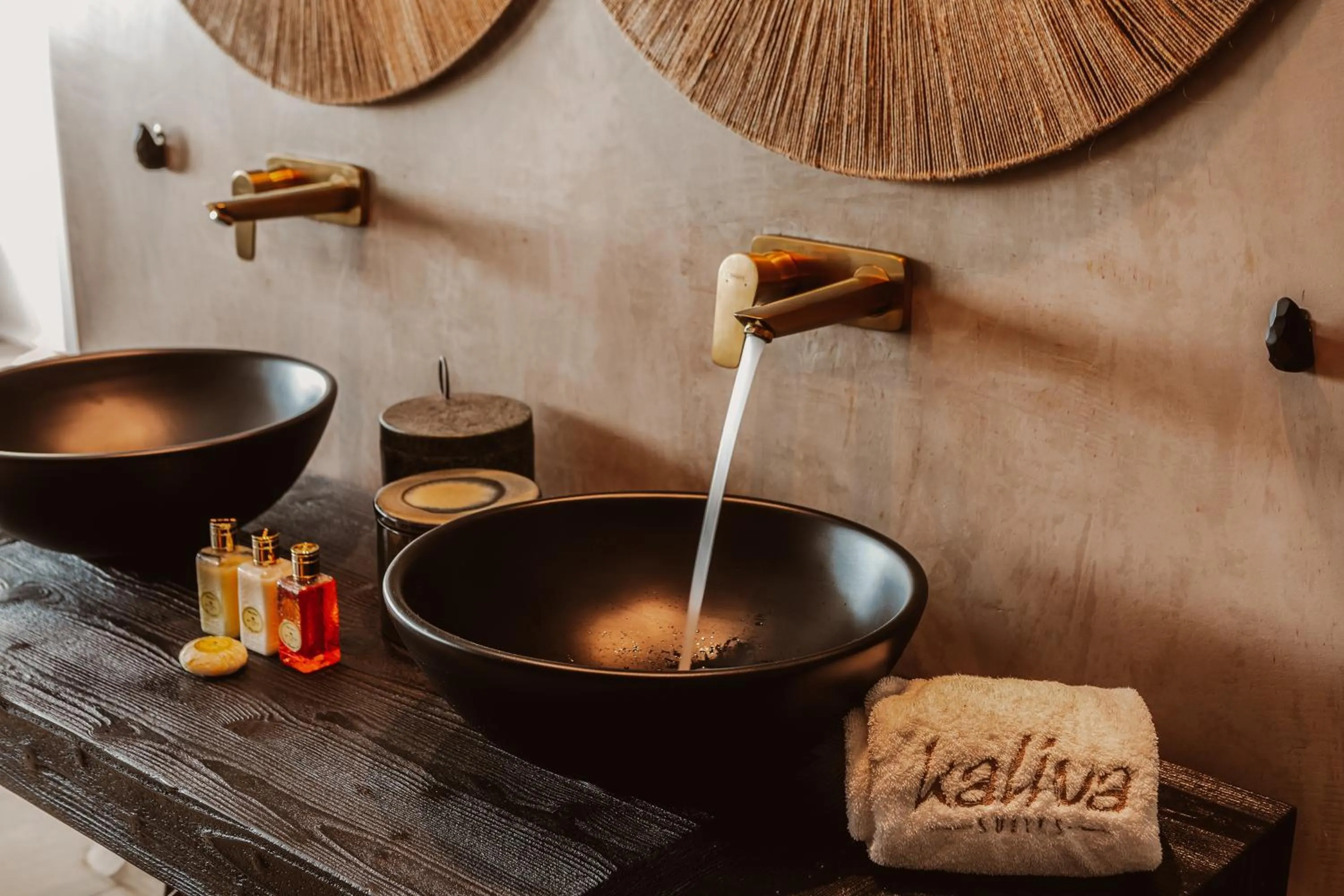 Kaliva Suites - Adults Only