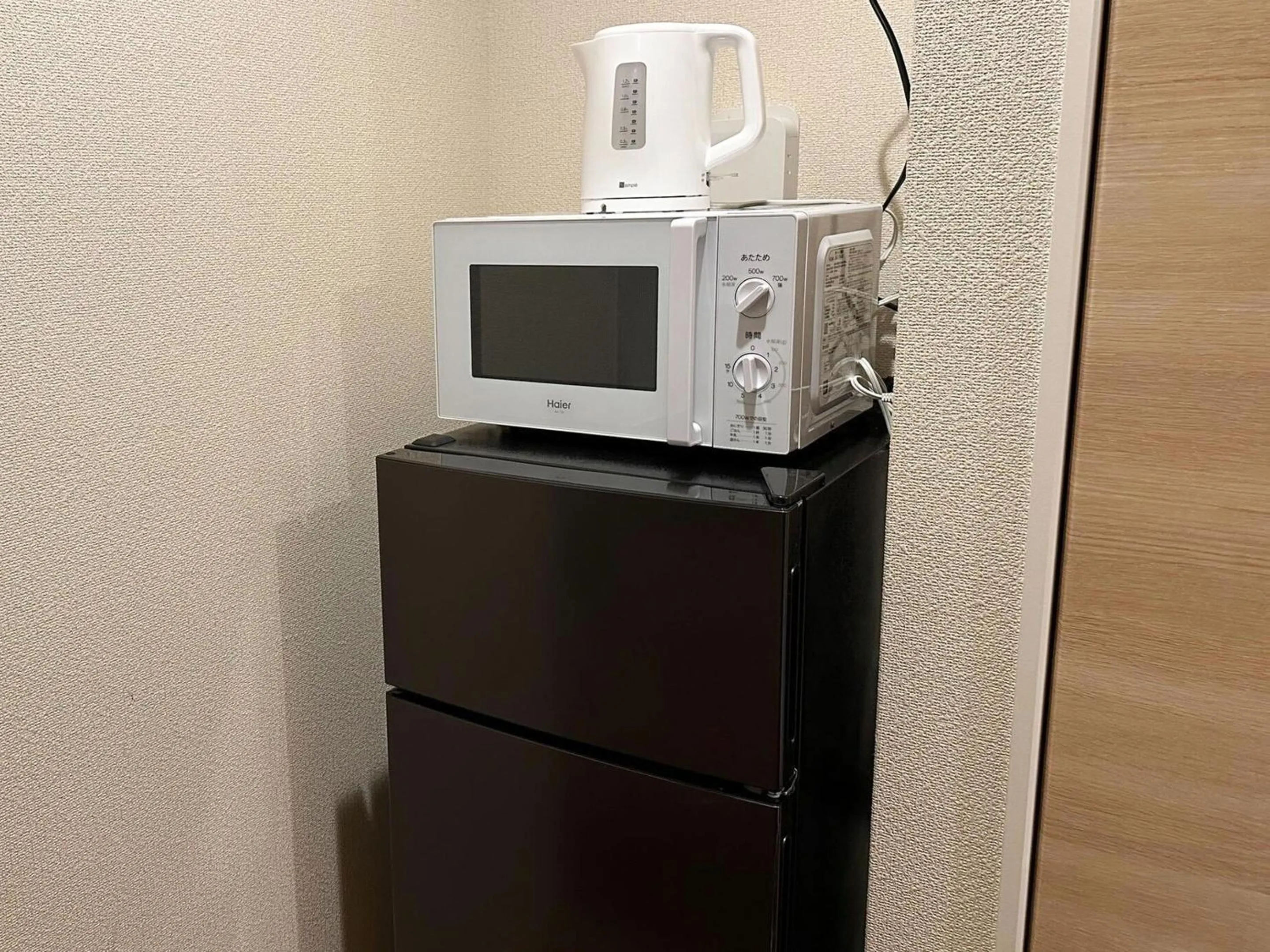 microwave in Rakuten STAY x Shamaison Osaka Dekijima Station