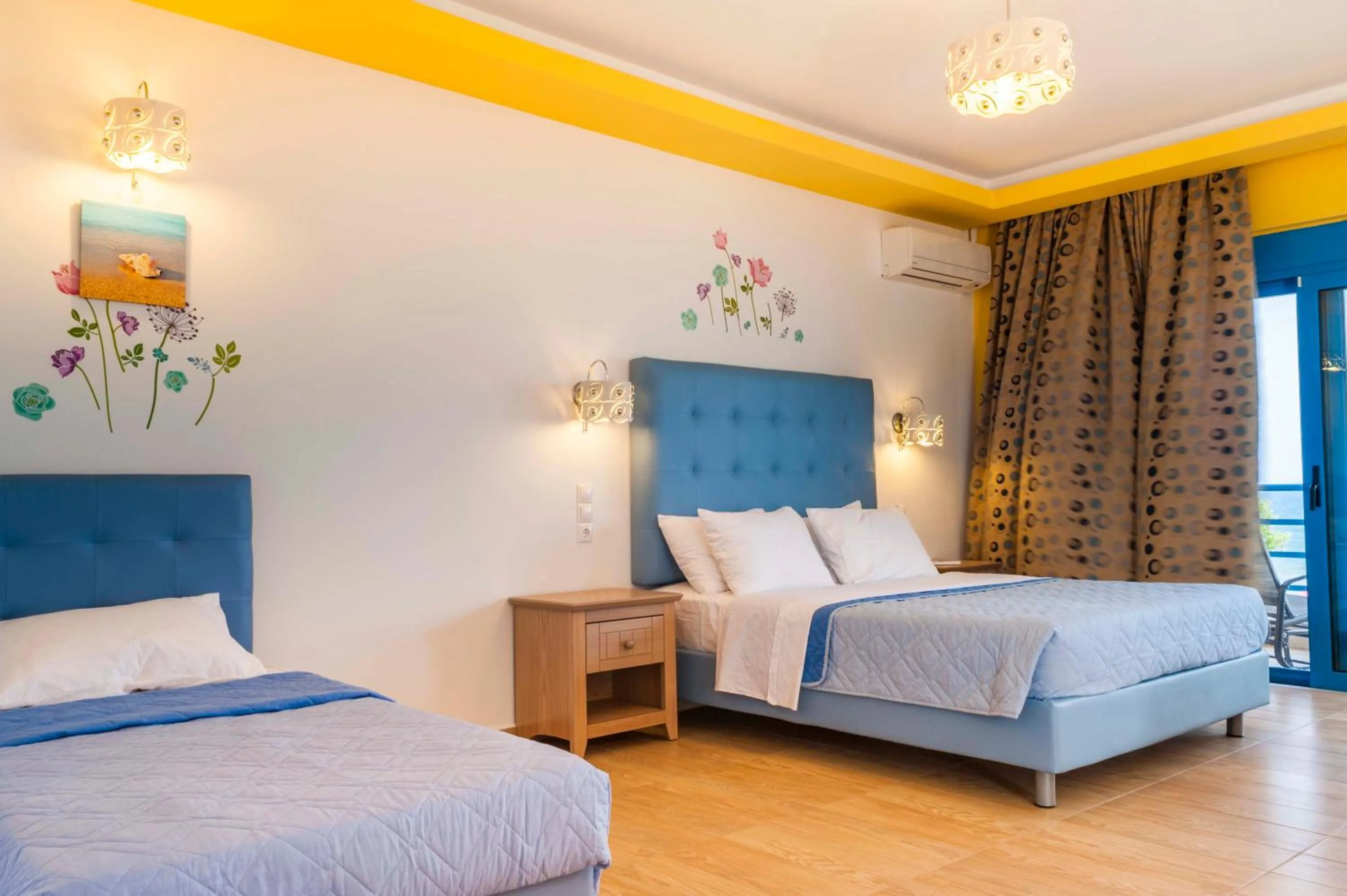 Balcony/Terrace, Bed in Haven Beach