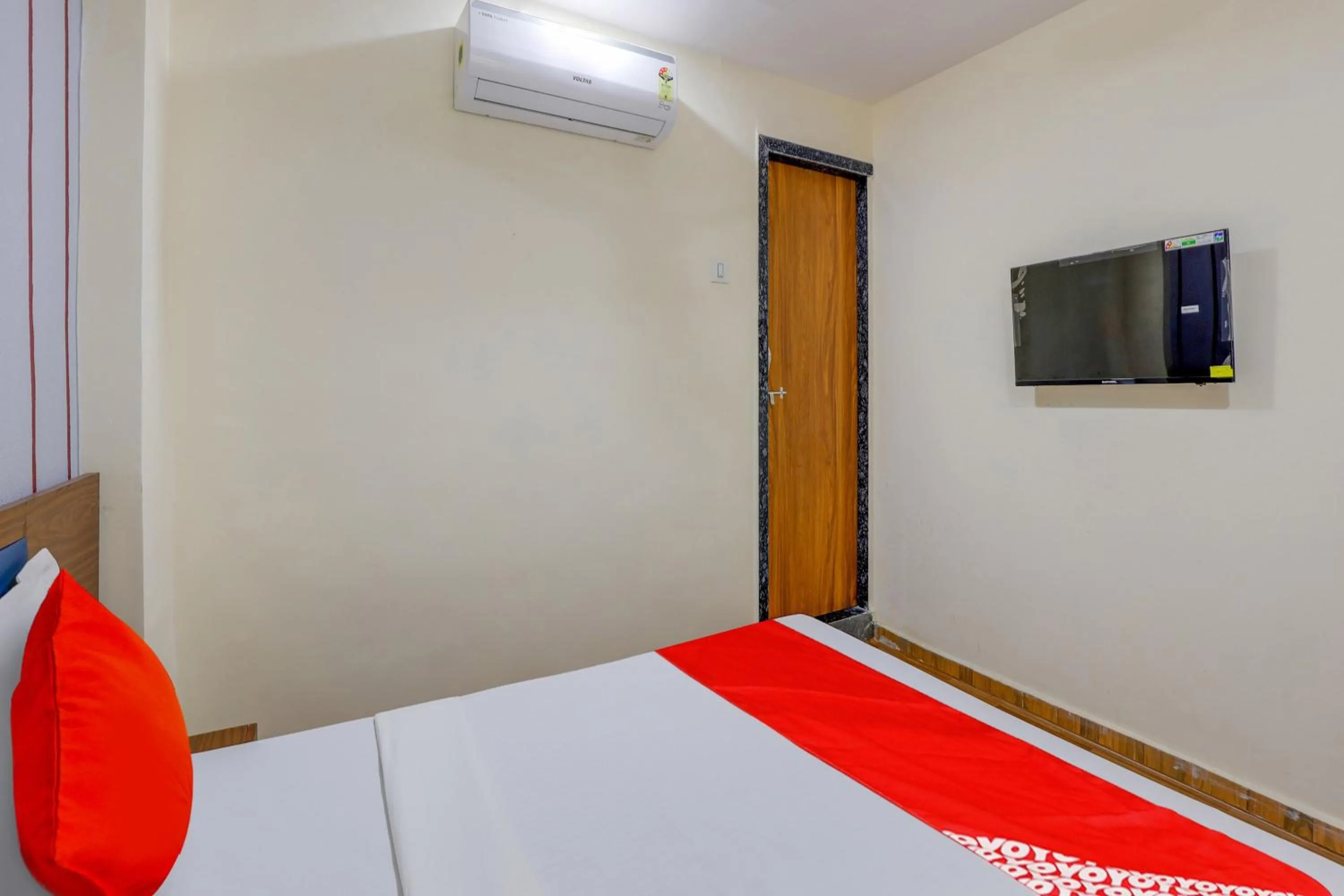 Bedroom, Bed in Hotel O Lotus