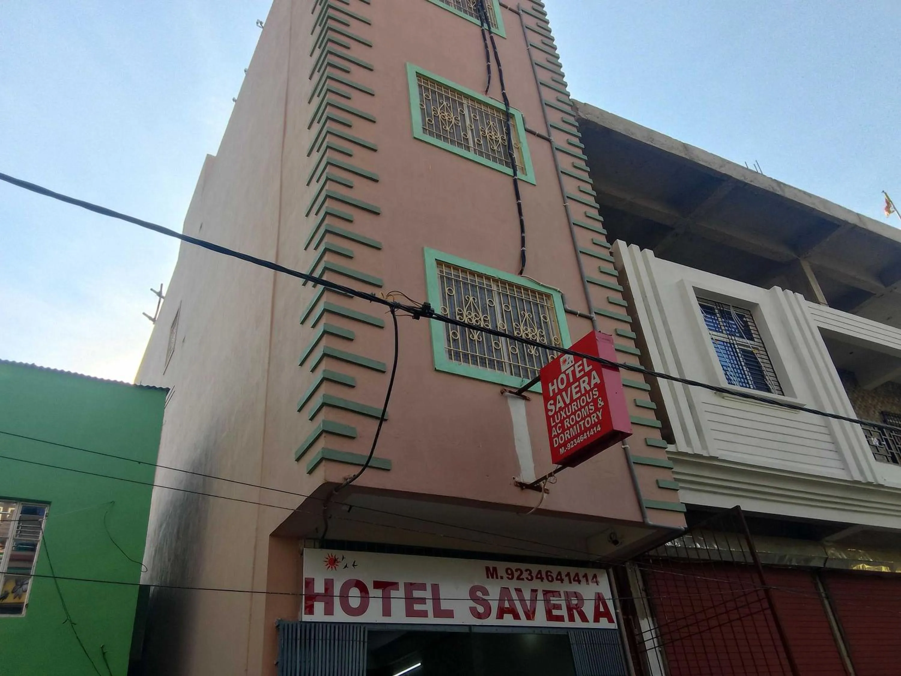 Facade/entrance in Hotel O Savera