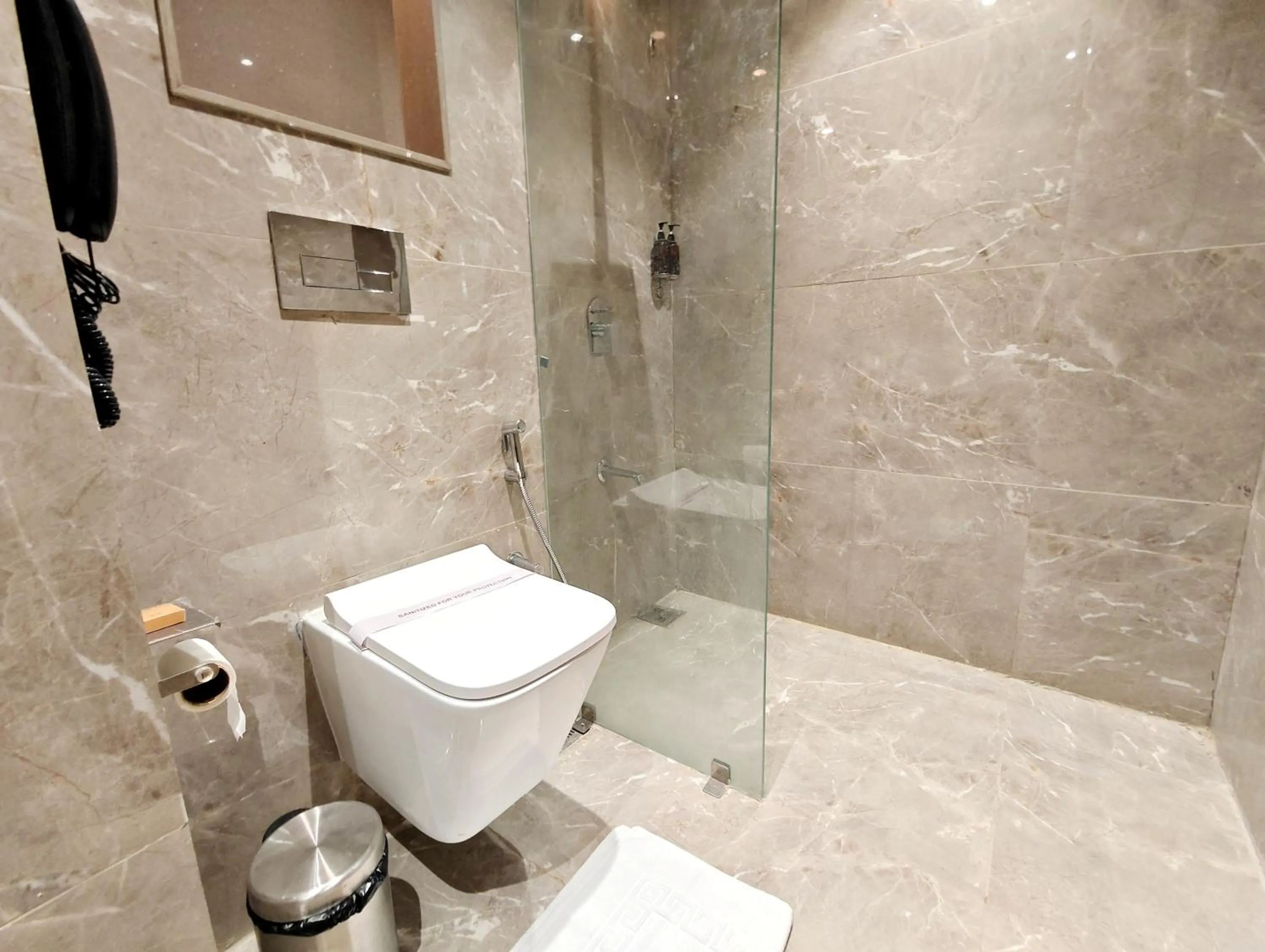 Bathroom in The Sky Imperial Hotel Kailash