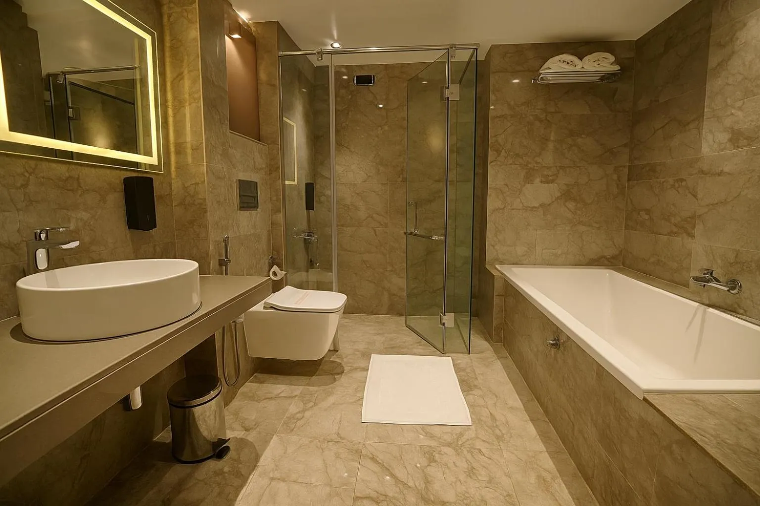 Bathroom in The Sky Imperial Hotel Kailash