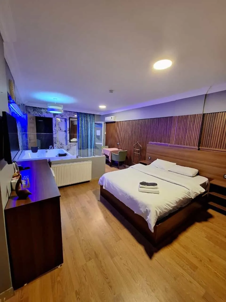 Bed in Emsa Otel Maltepedeki Eviniz