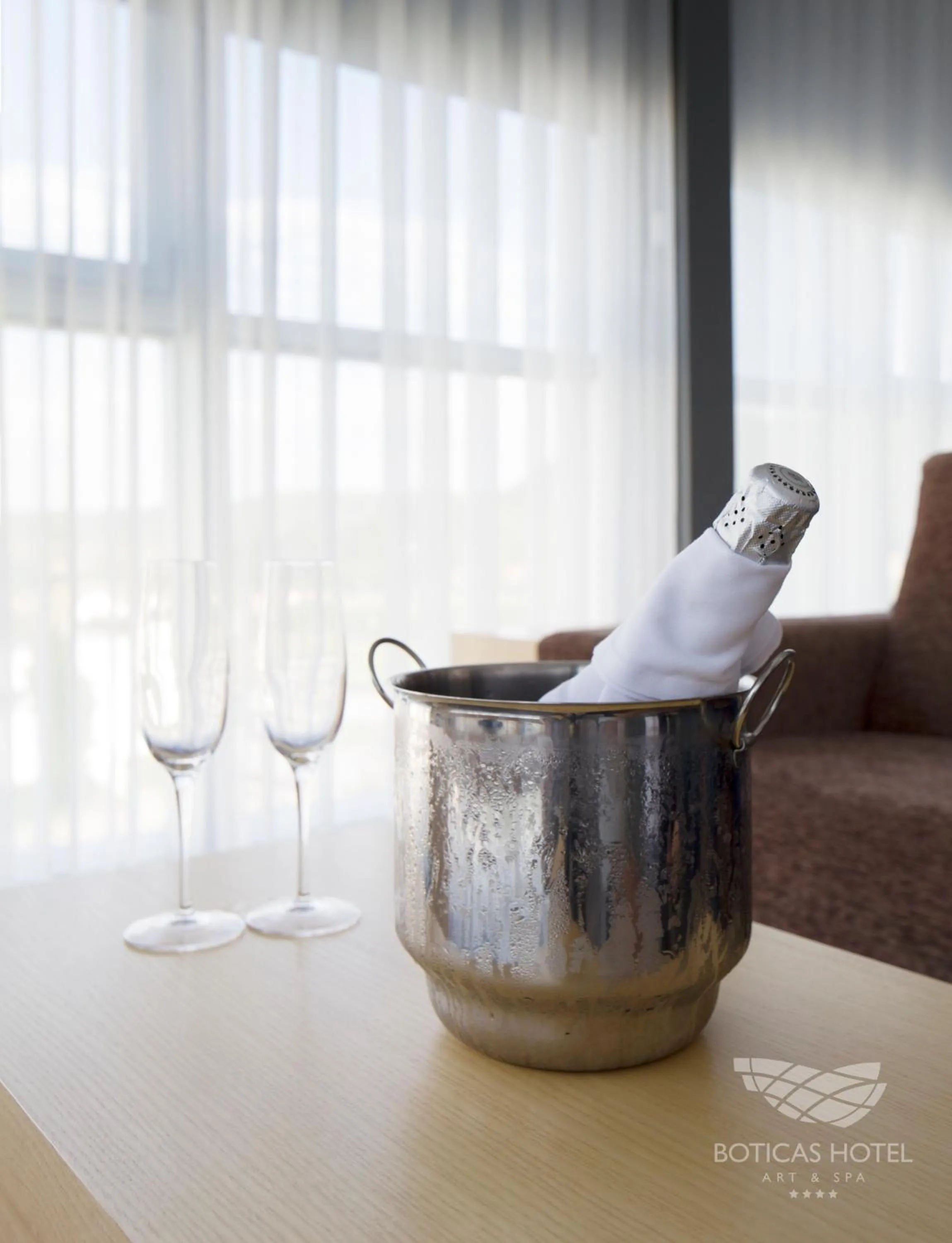 Alcoholic drinks in Boticas Hotel Art & SPA