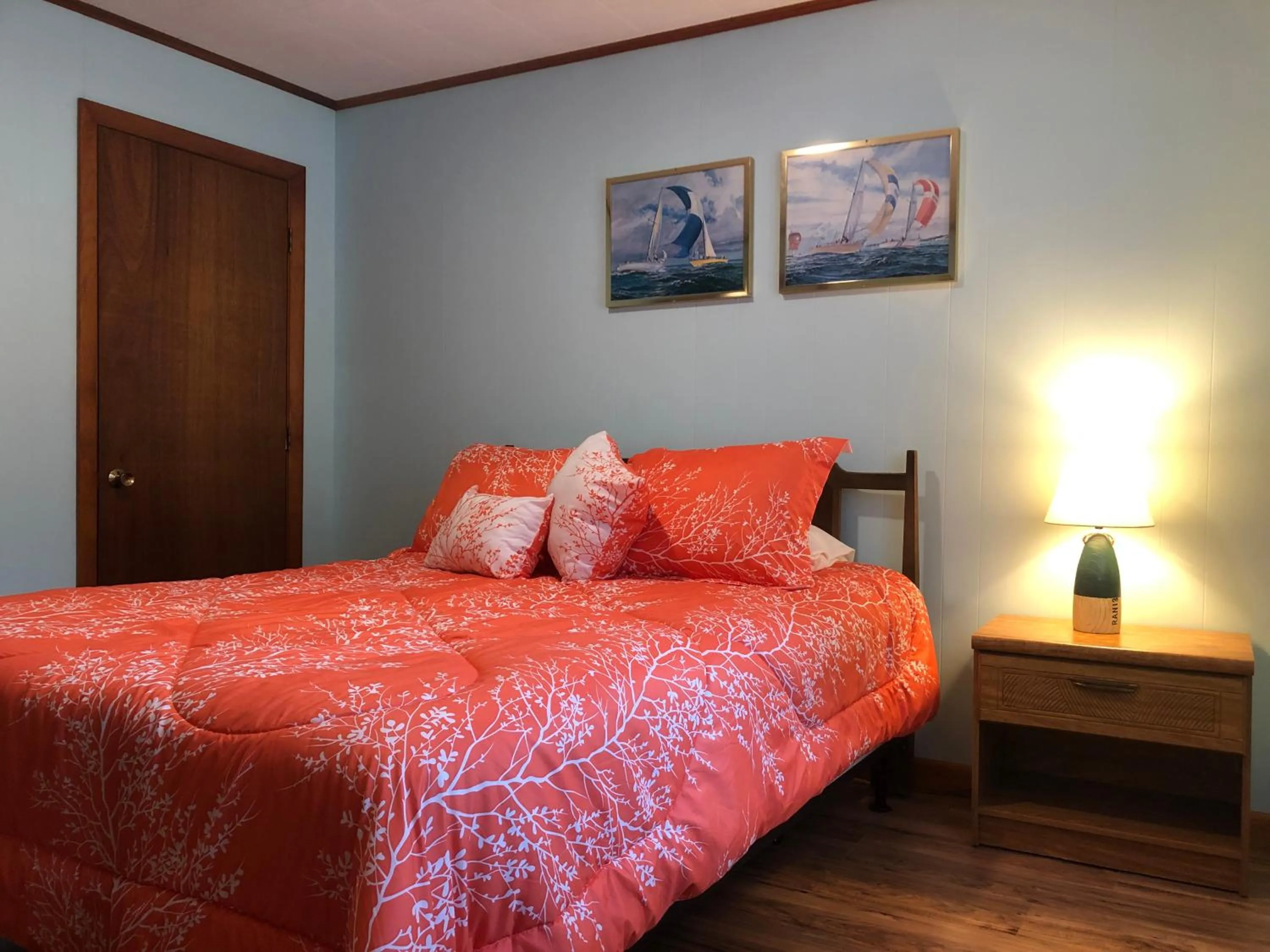 Bedroom in Marcotte Motor Court