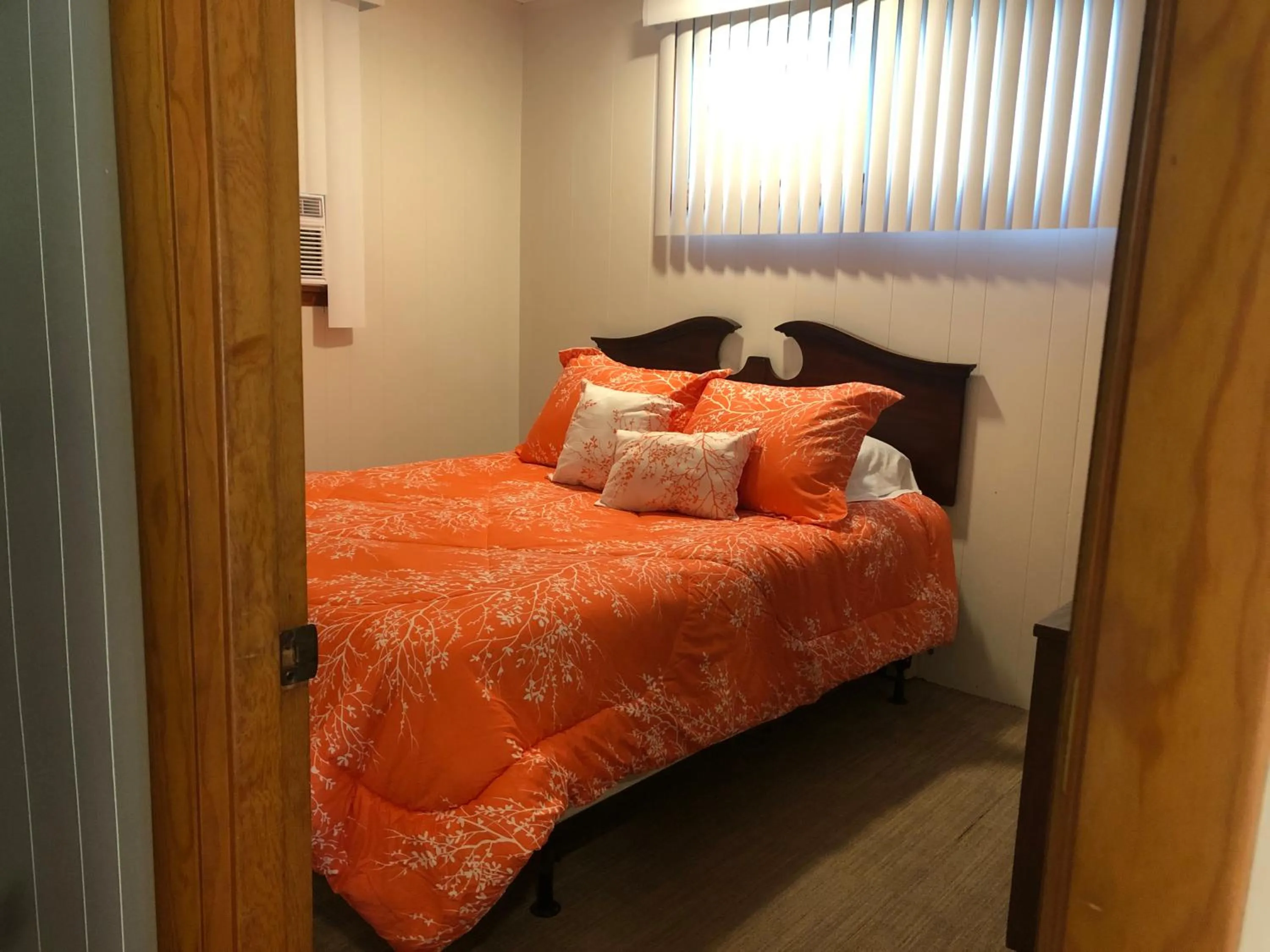 Bedroom in Marcotte Motor Court