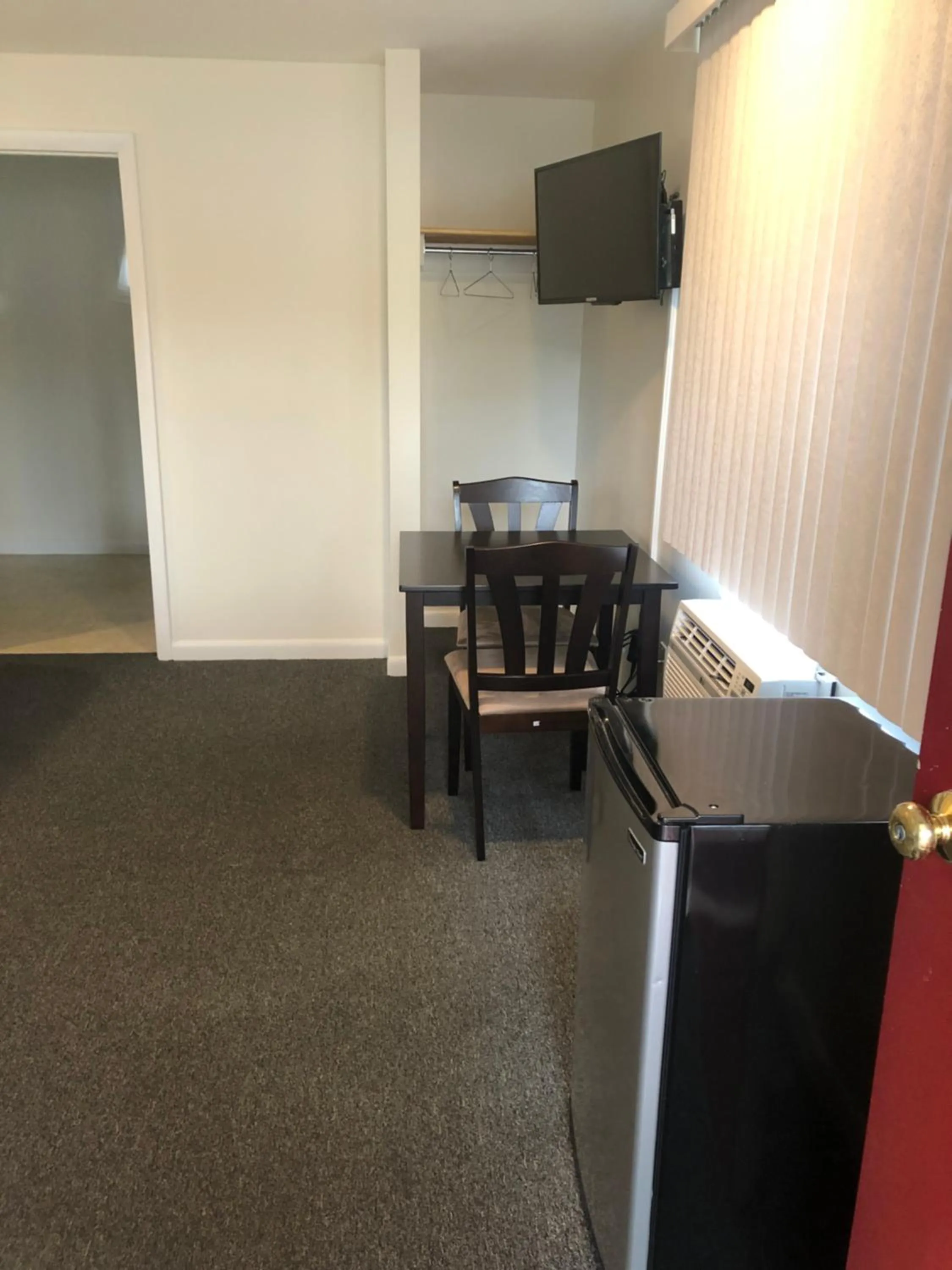 Photo of the whole room in Marcotte Motor Court